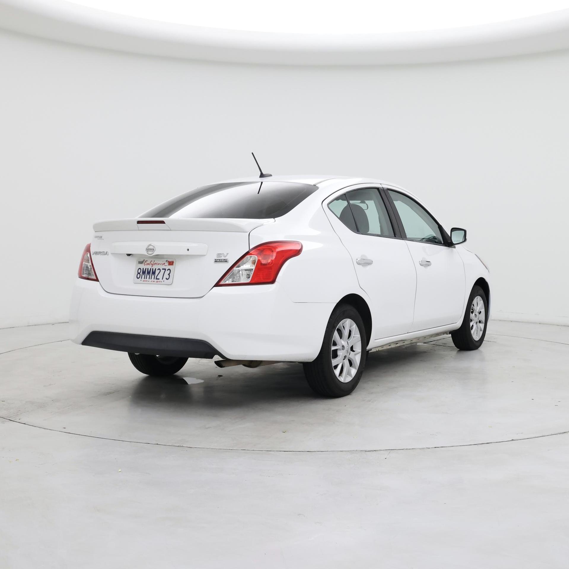 Thumbnail: 2018 Nissan Versa - 8