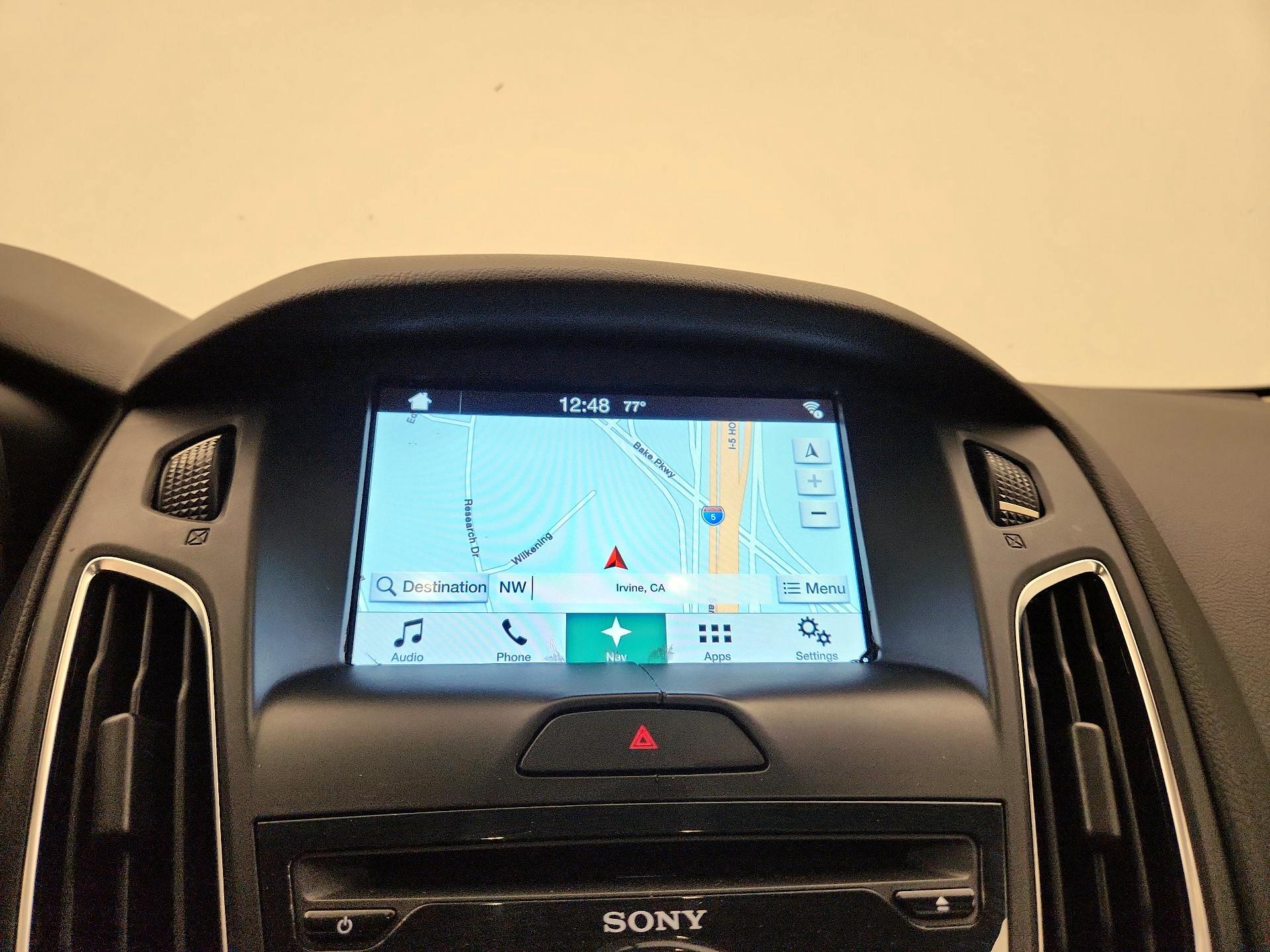 Thumbnail: 2016 Ford Focus - 14