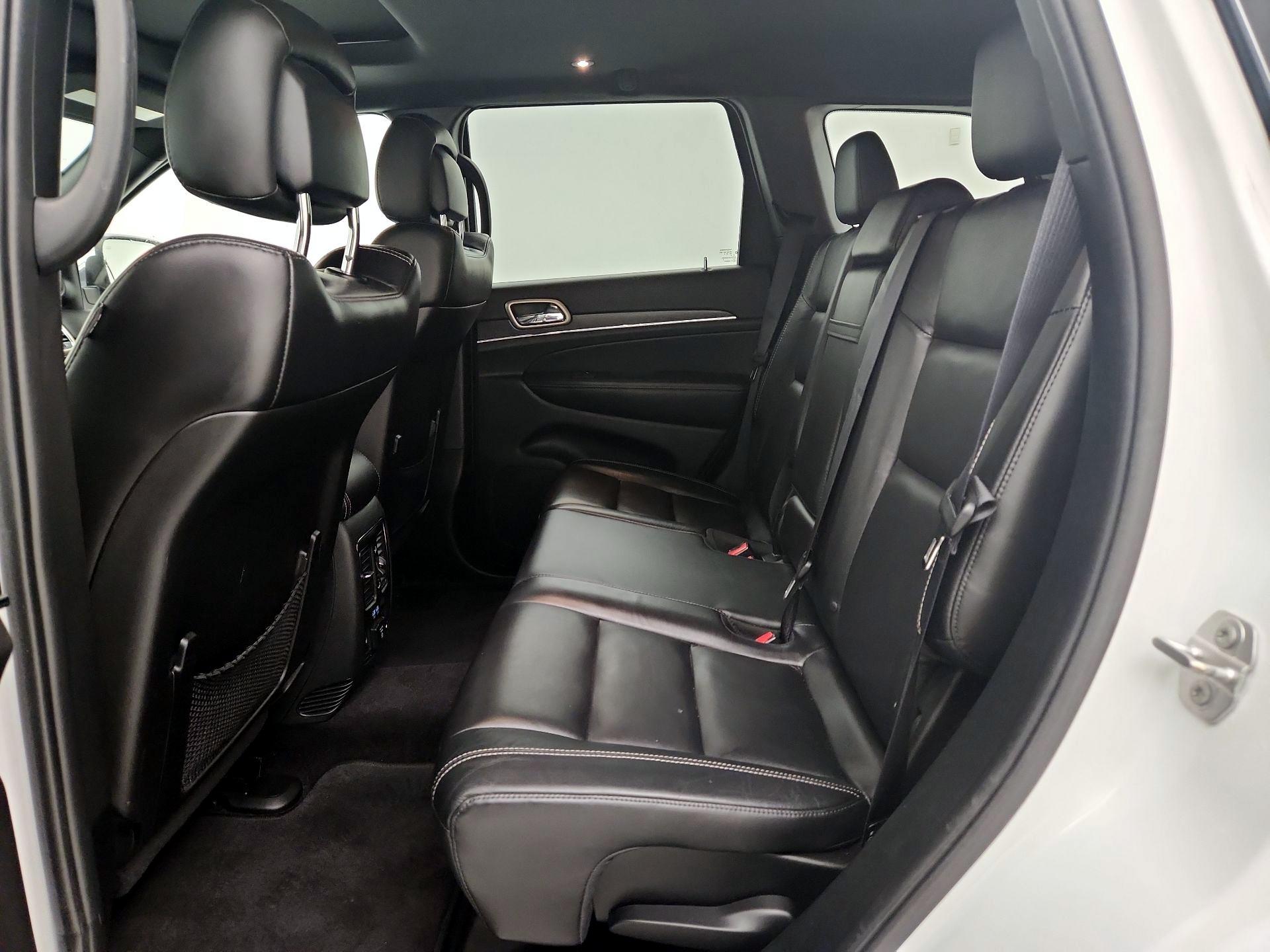 Thumbnail: 2017 Jeep Grand Cherokee - 20