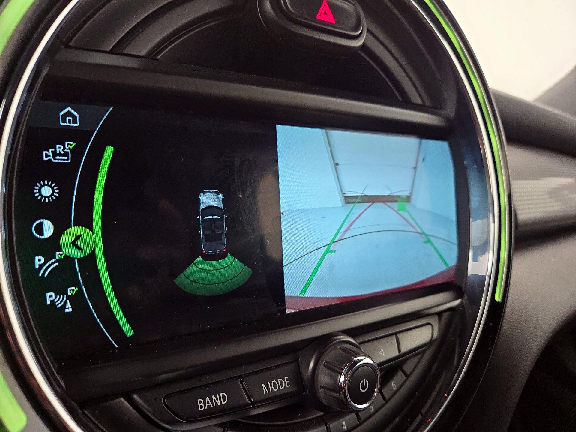 Thumbnail: 2019 MINI Cooper - 15