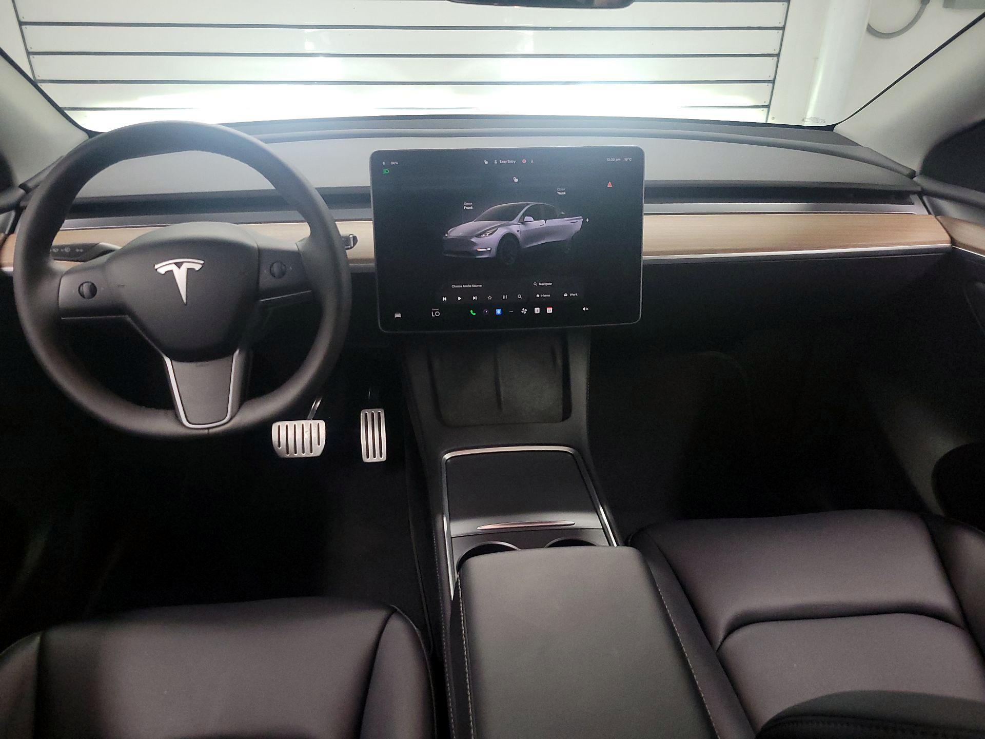 Thumbnail: 2025 Tesla Model Y - 9