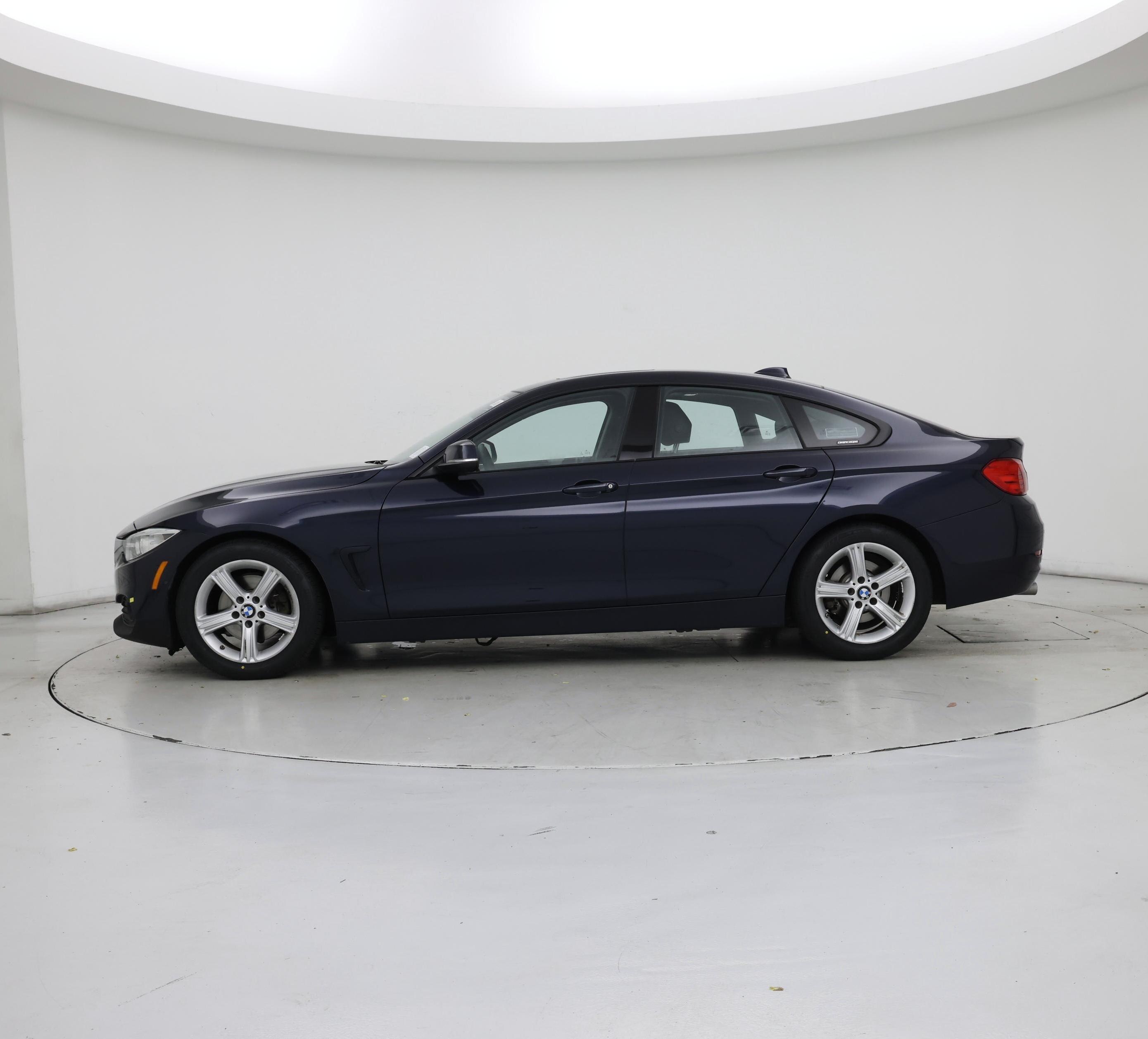 Thumbnail: 2015 BMW 4 Series - 3