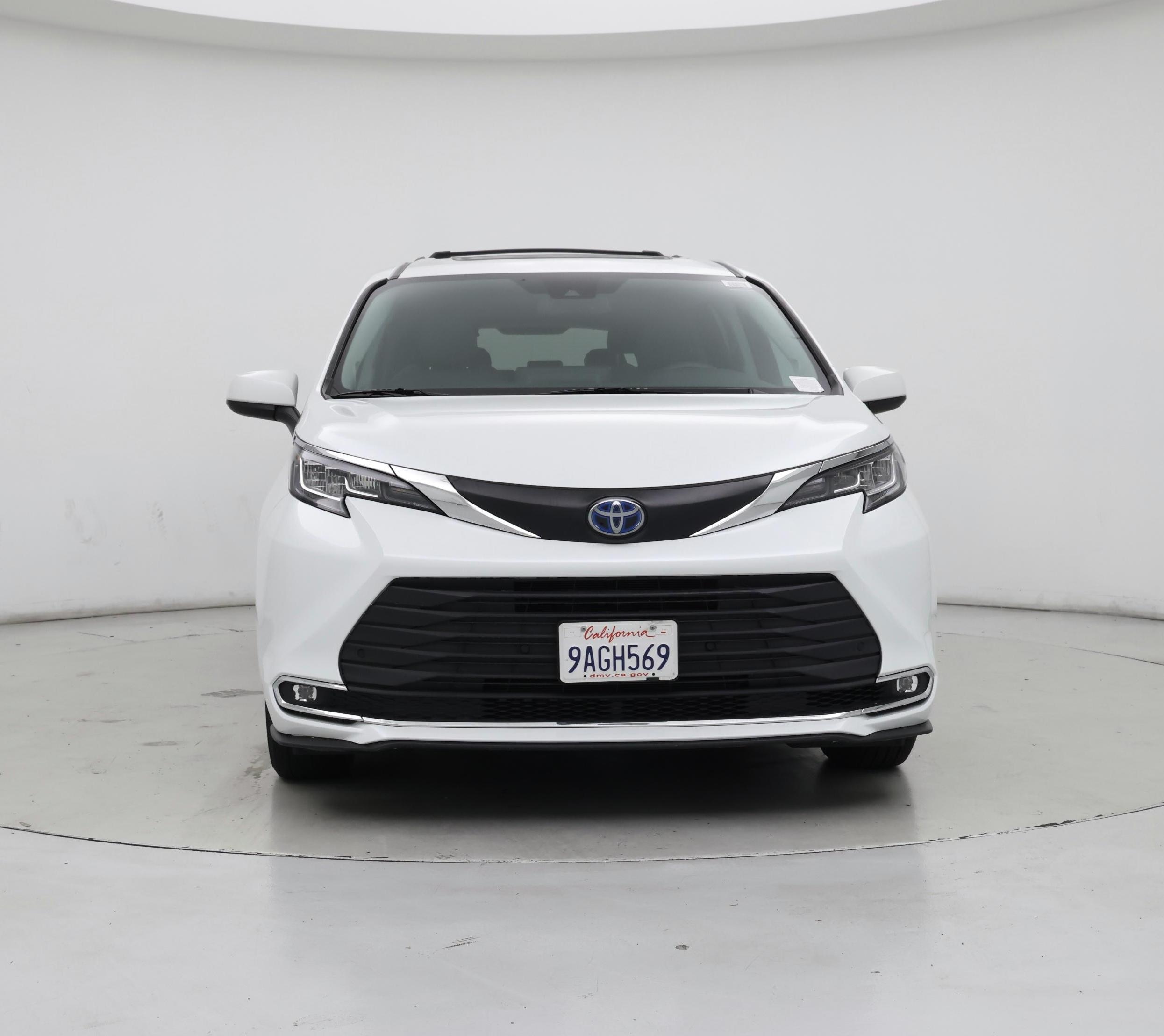 Thumbnail: 2022 Toyota Sienna - 5