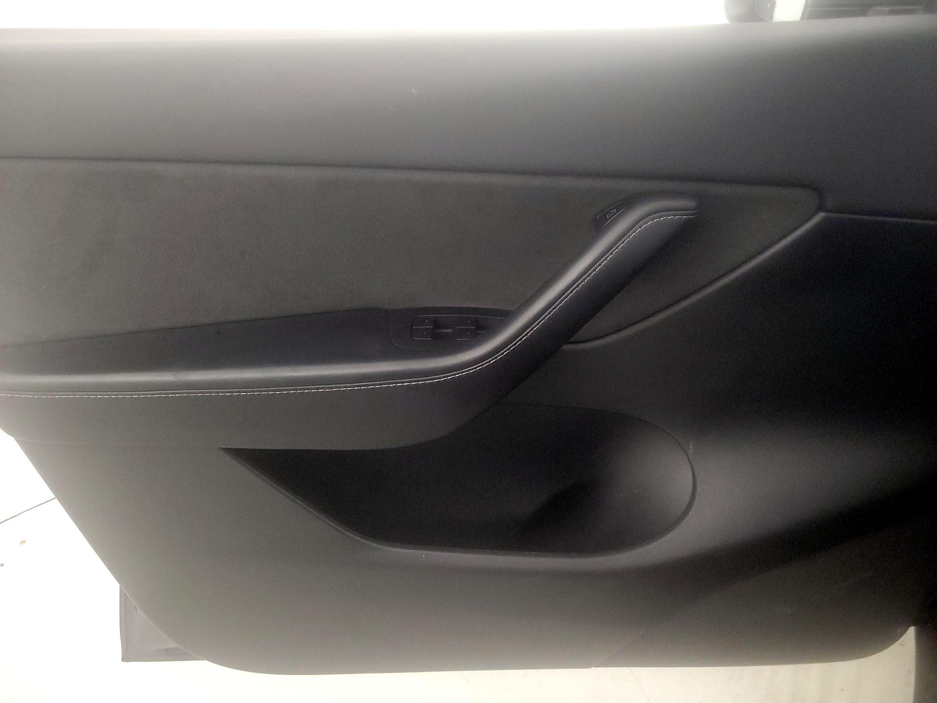 Thumbnail: 2021 Tesla Model Y - 12
