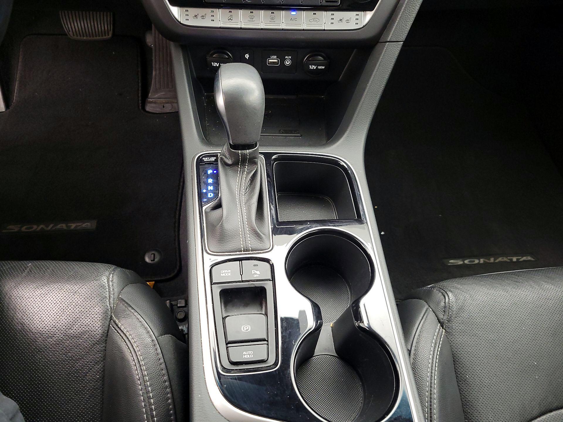 Thumbnail: 2019 Hyundai Sonata - 18