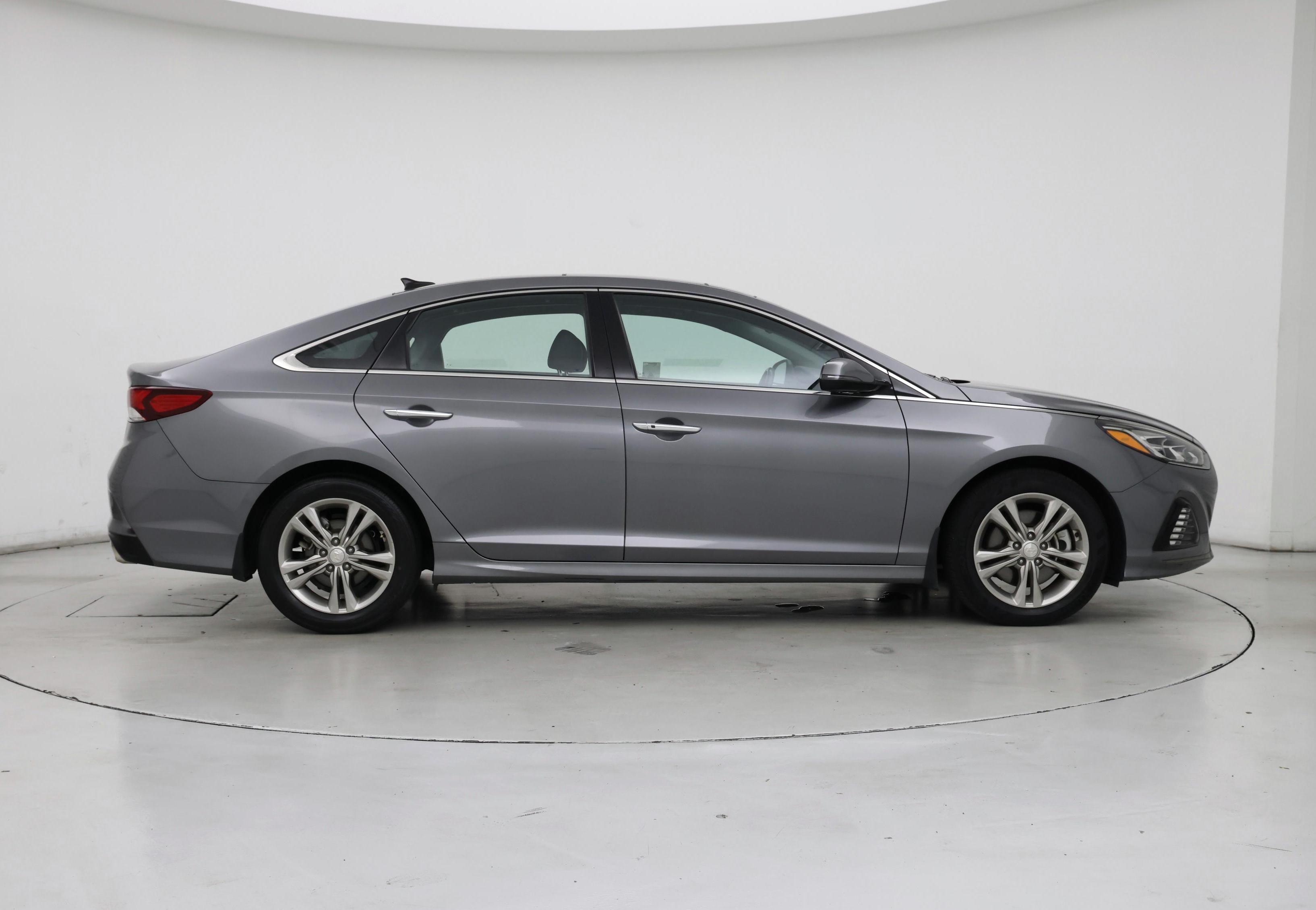 Thumbnail: 2019 Hyundai Sonata - 7