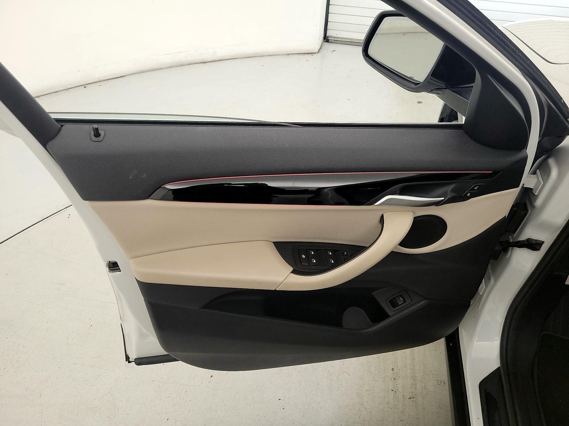 Thumbnail: 2020 BMW X2 - 12