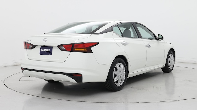 2022 Nissan Altima S 8