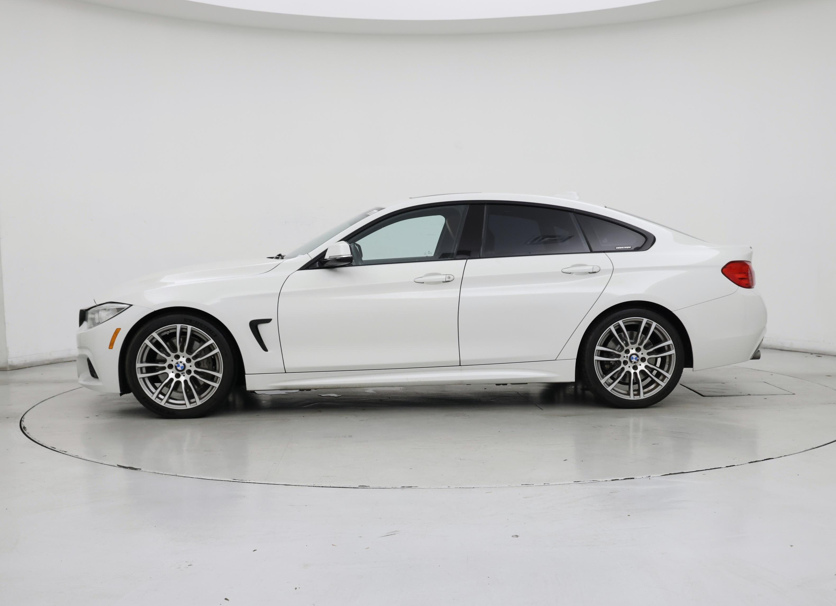 Thumbnail: 2016 BMW 4 Series - 3