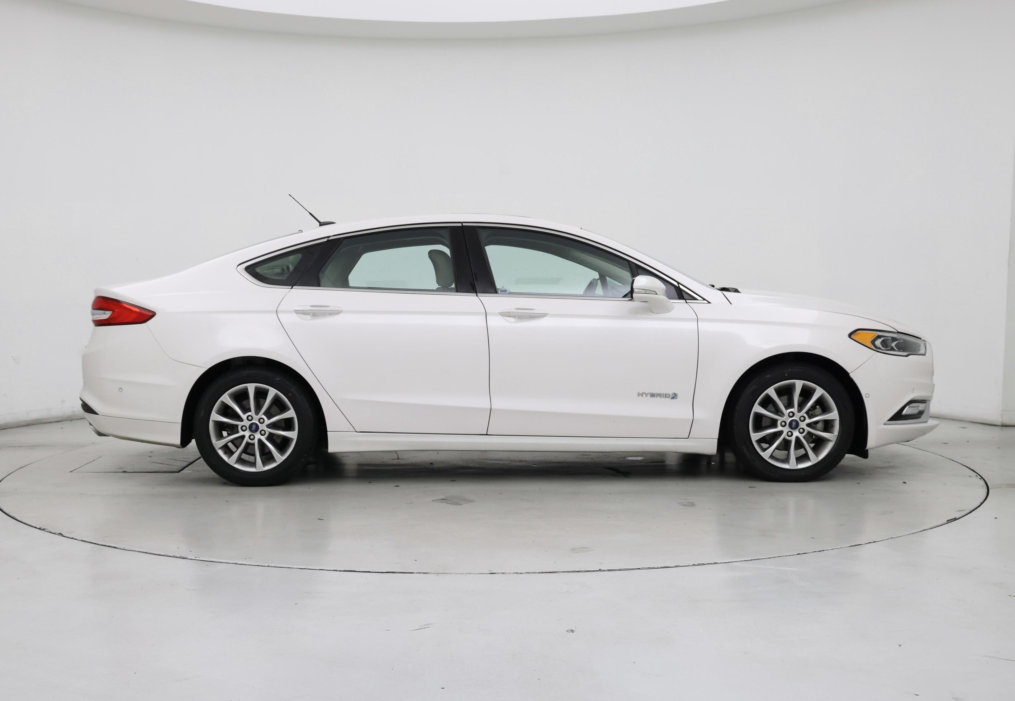 Thumbnail: 2017 Ford Fusion - 7