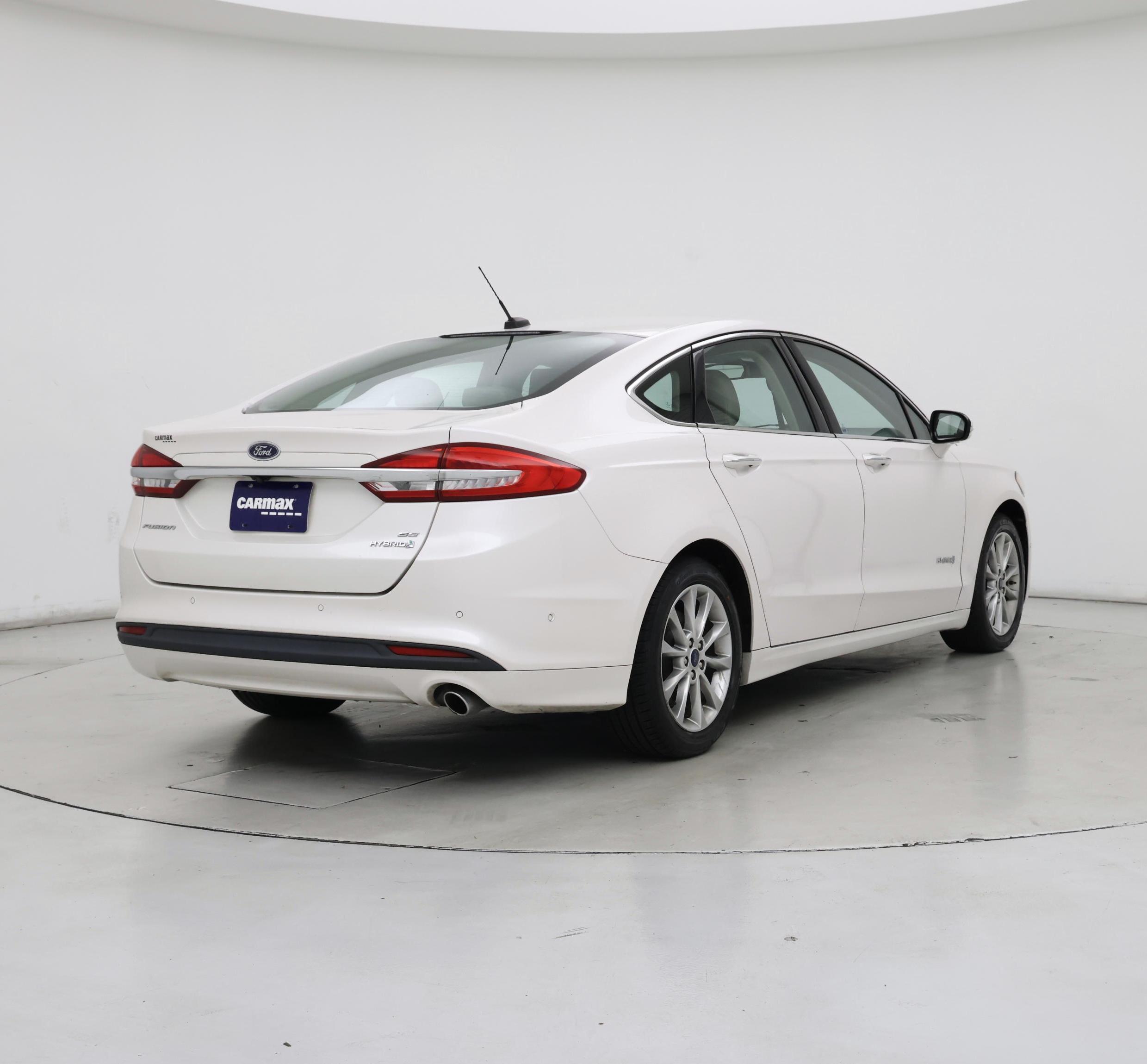 Thumbnail: 2017 Ford Fusion - 8