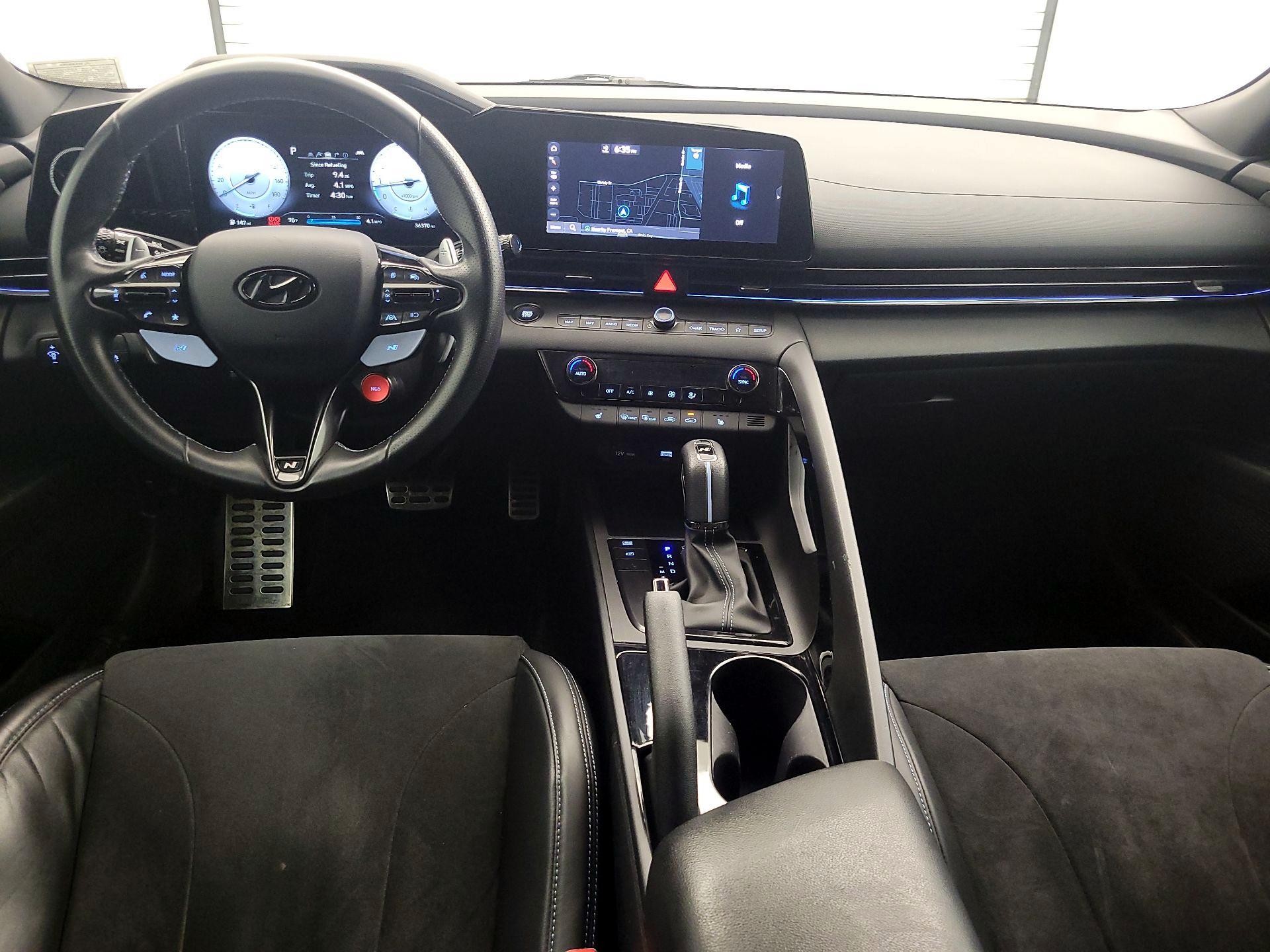 Thumbnail: 2022 Hyundai Elantra - 9