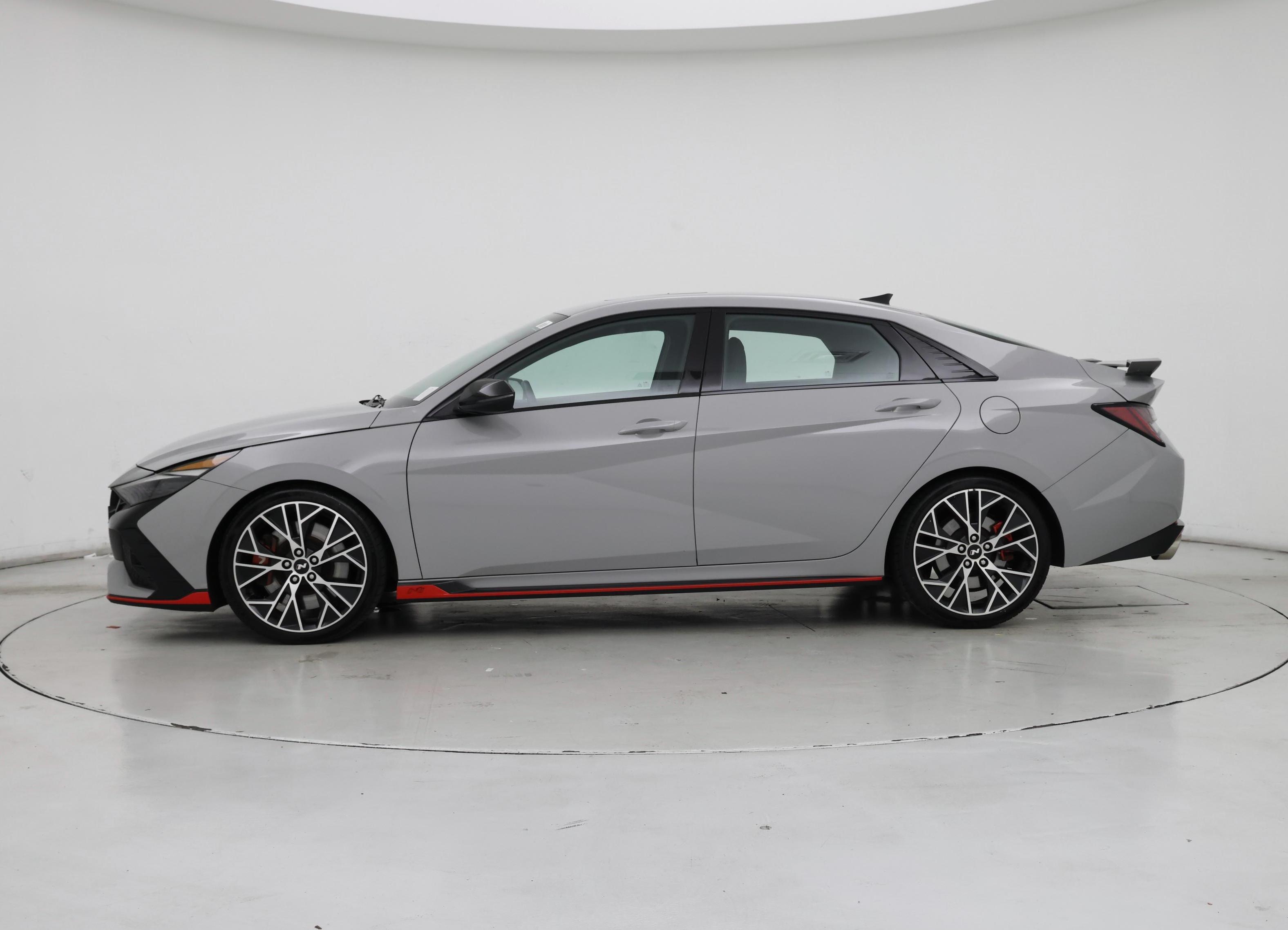 Thumbnail: 2022 Hyundai Elantra - 3