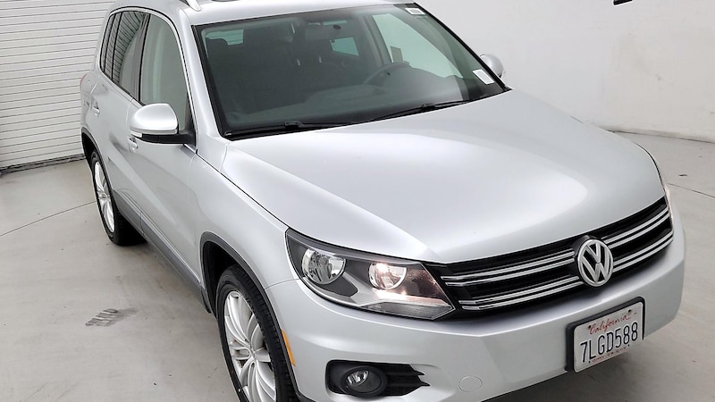 2015 Volkswagen Tiguan SE Hero Image