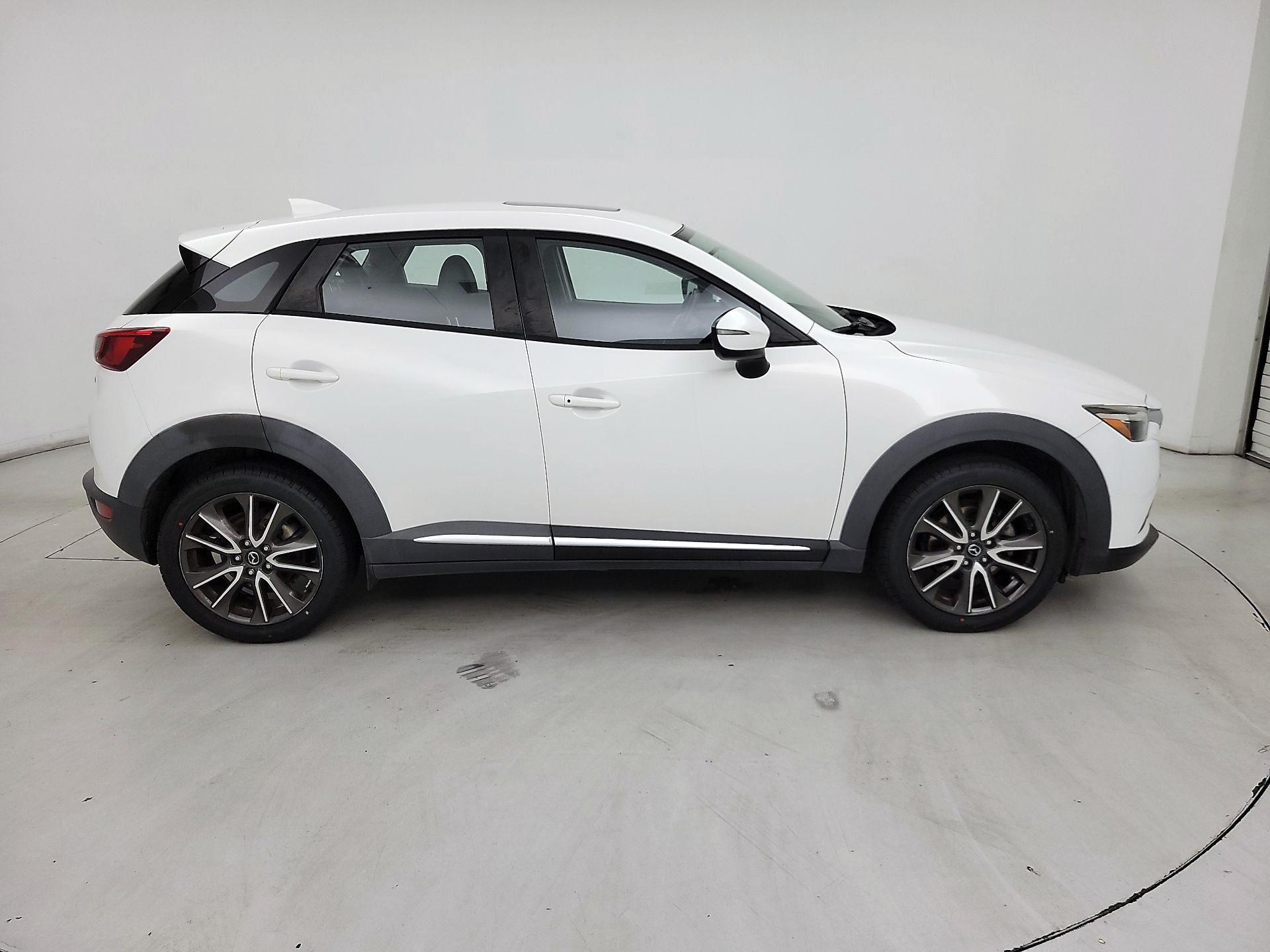 Thumbnail: 2017 Mazda CX-3 - 4