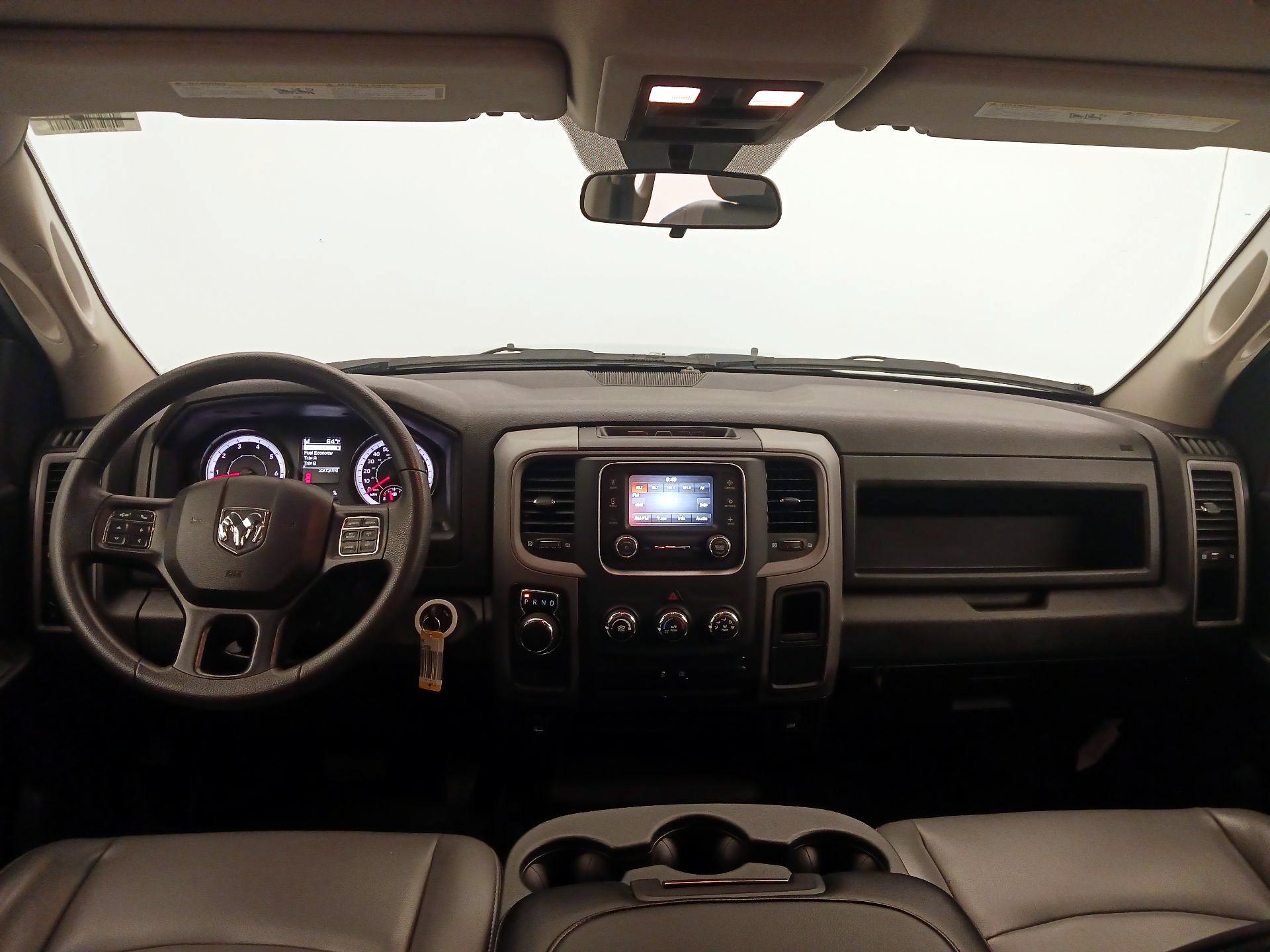 Thumbnail: 2023 RAM 1500 Classic - 9