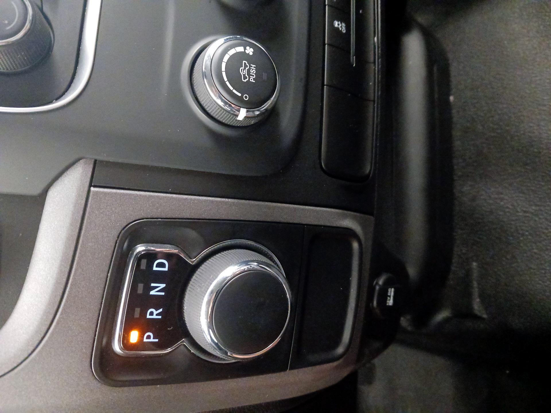 Thumbnail: 2023 RAM 1500 Classic - 17