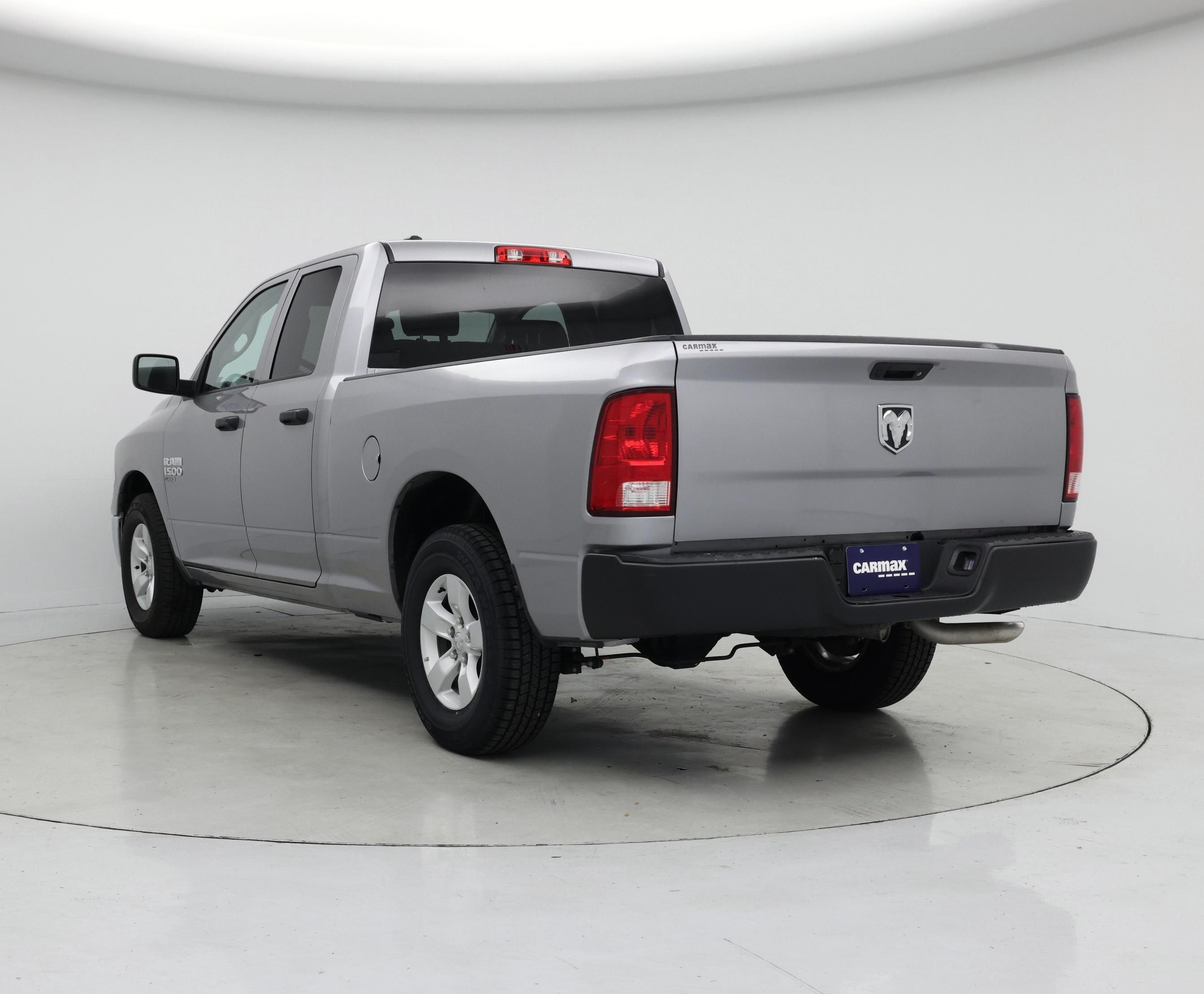 Thumbnail: 2023 RAM 1500 Classic - 2