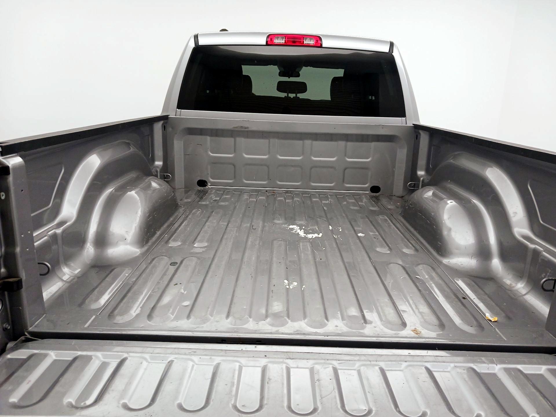 Thumbnail: 2023 RAM 1500 Classic - 19