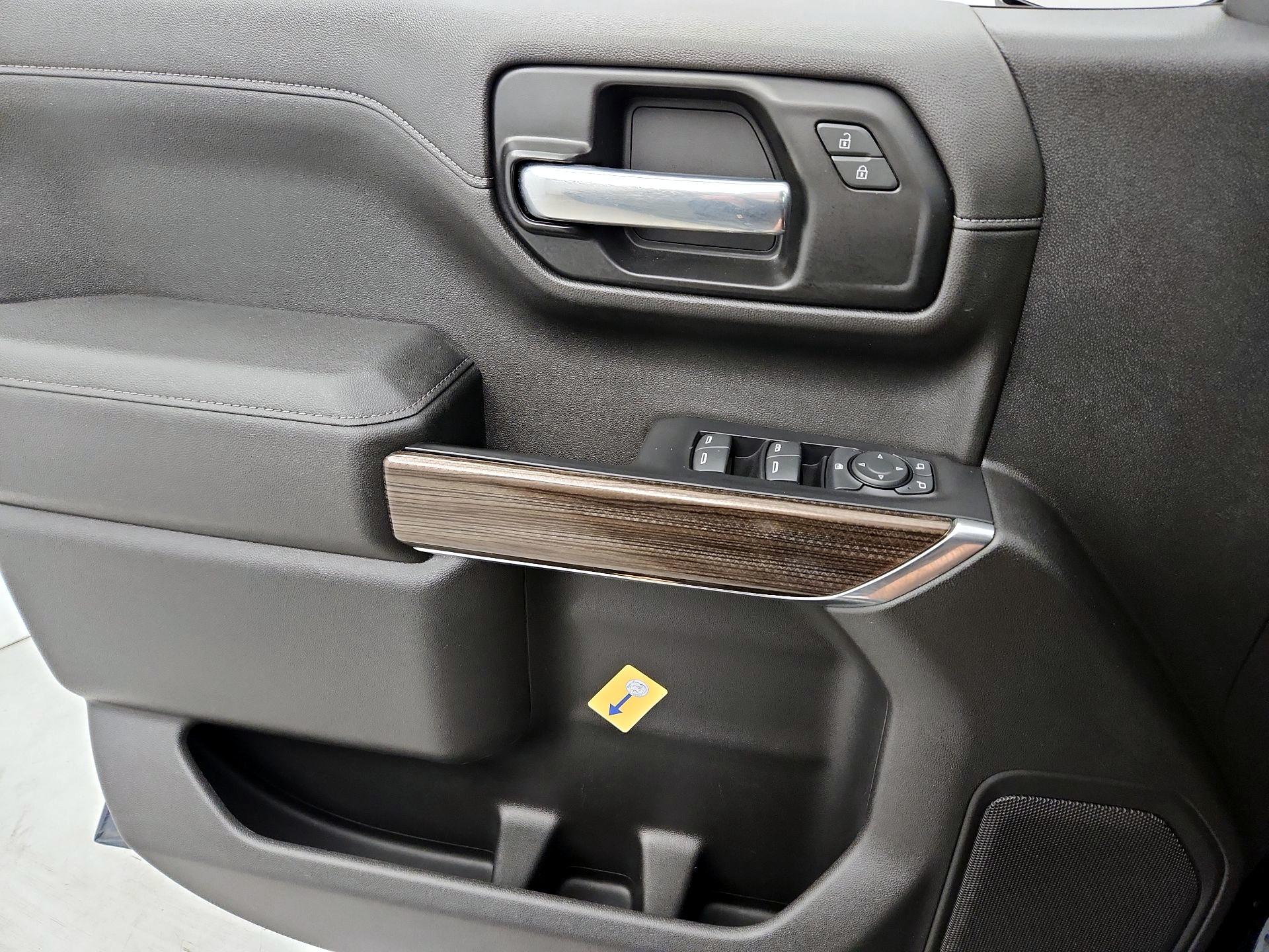 Thumbnail: 2021 Chevrolet Silverado 1500 - 12