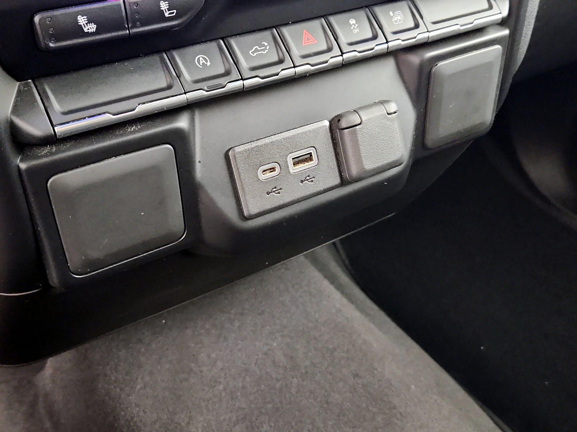 Thumbnail: 2021 Chevrolet Silverado 1500 - 18