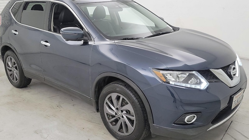2016 Nissan Rogue SL Hero Image