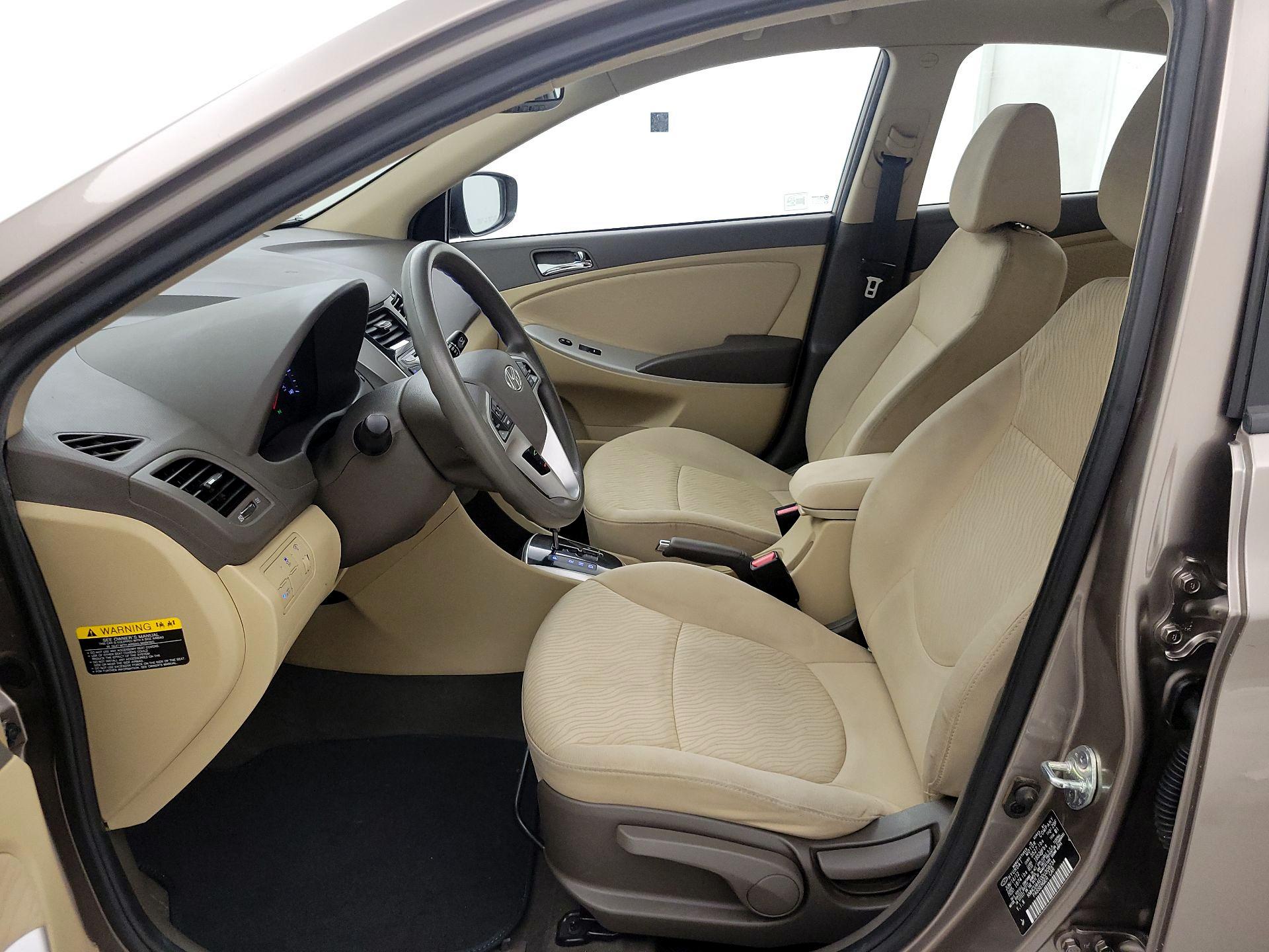 Thumbnail: 2013 Hyundai Accent - 11