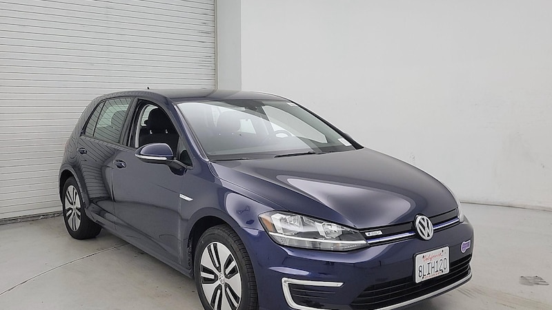 2019 Volkswagen e-Golf SE Hero Image