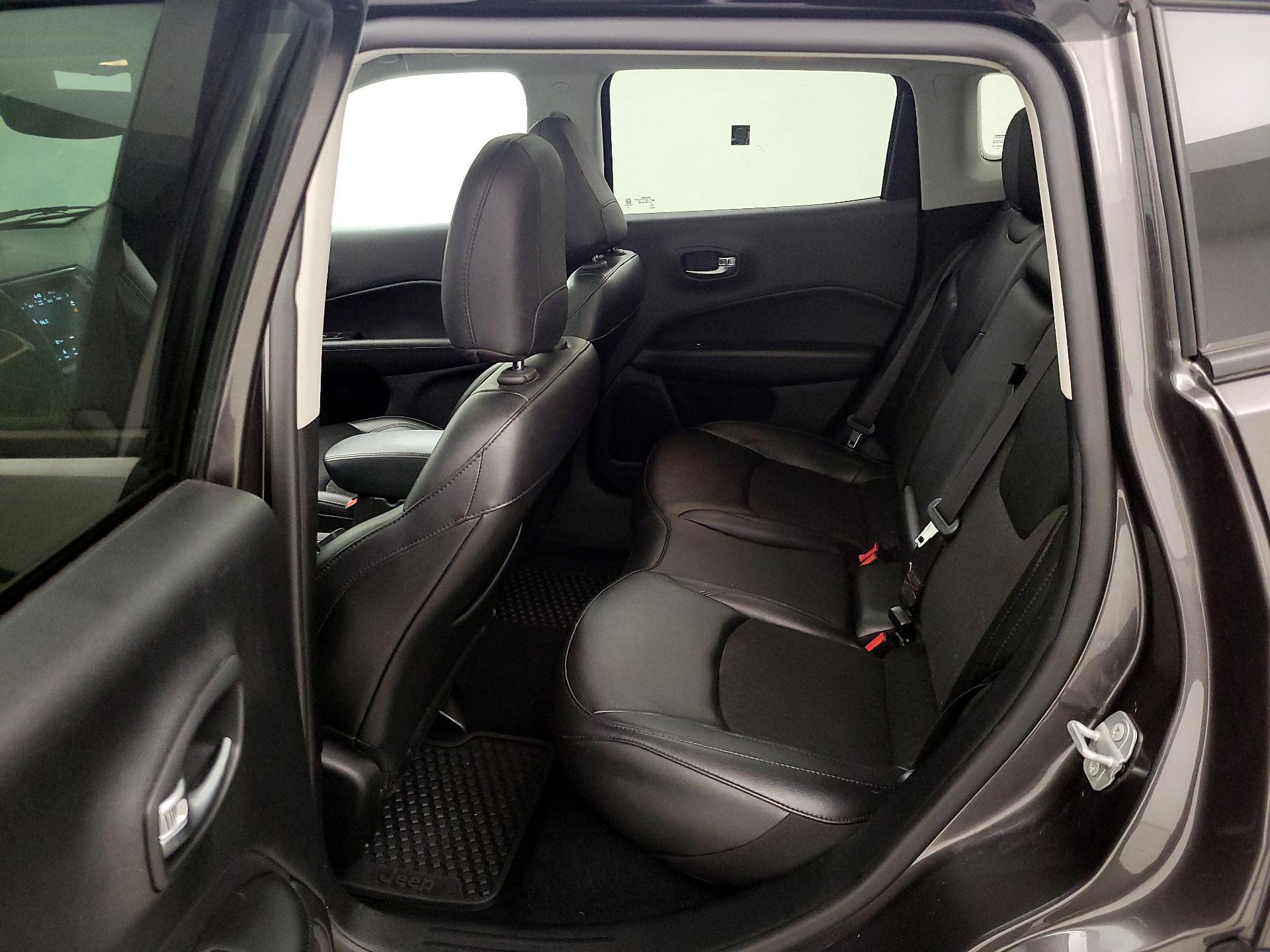 Thumbnail: 2020 Jeep Compass - 19