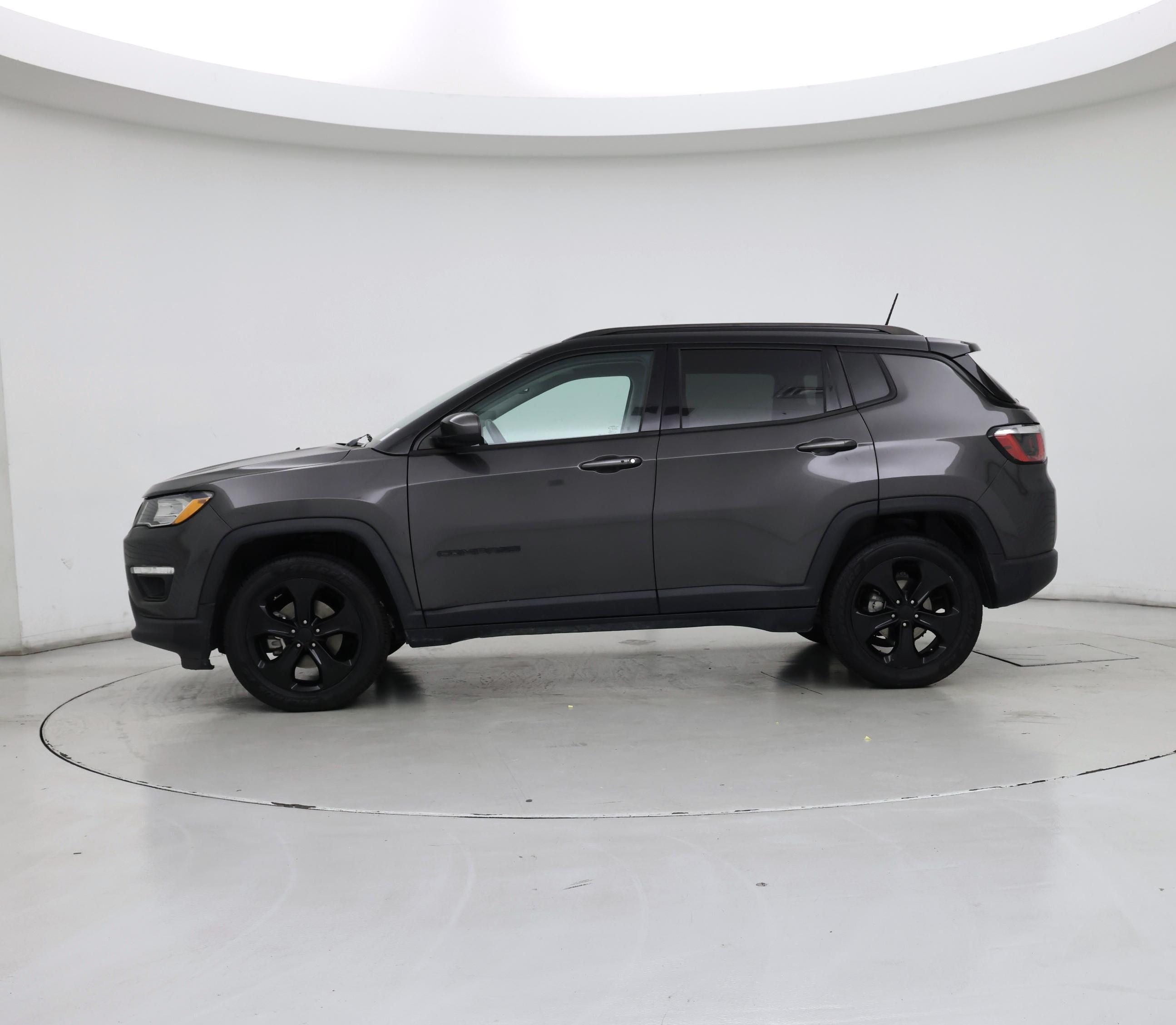 Thumbnail: 2020 Jeep Compass - 3