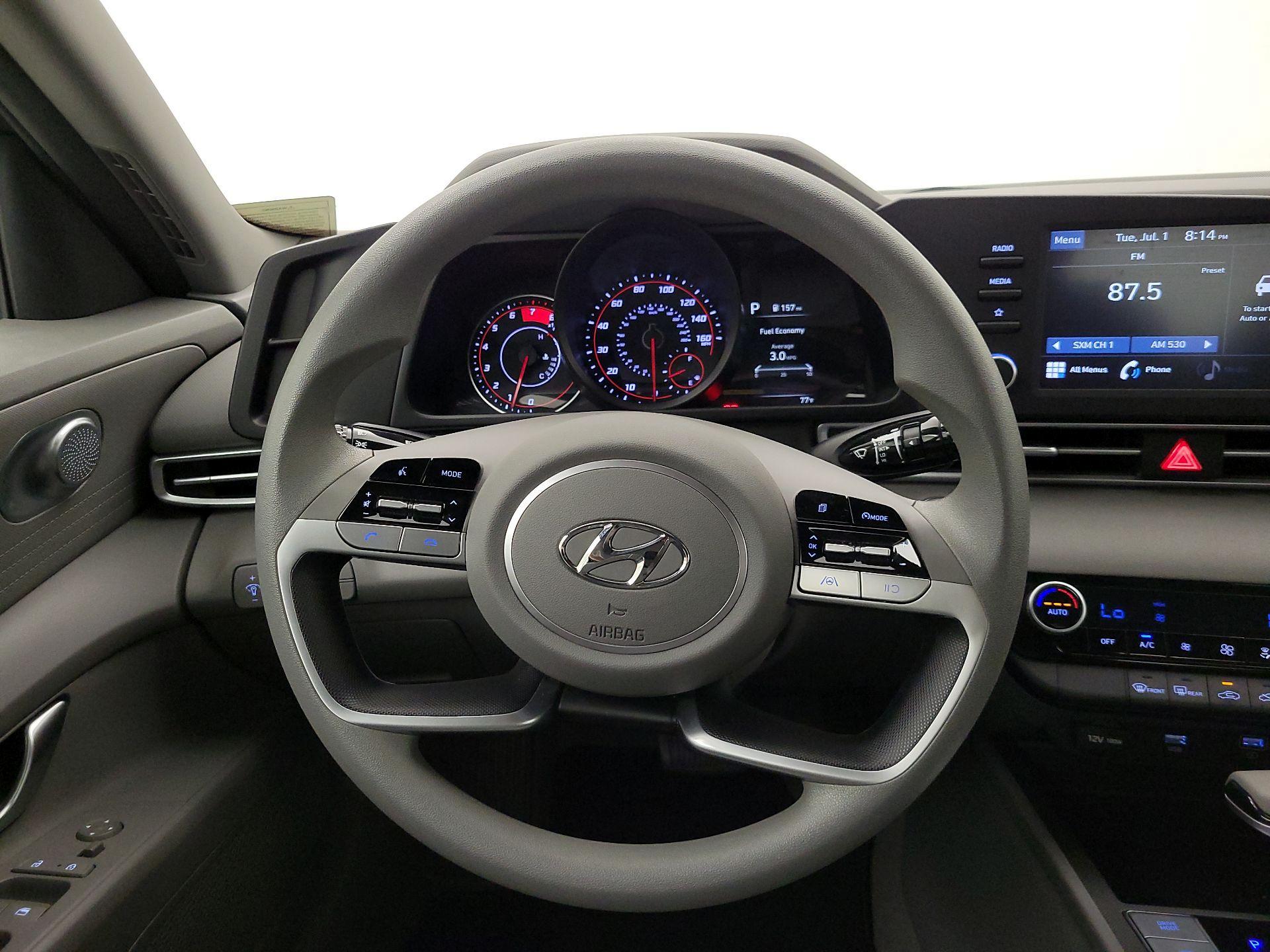 Thumbnail: 2021 Hyundai Elantra - 10