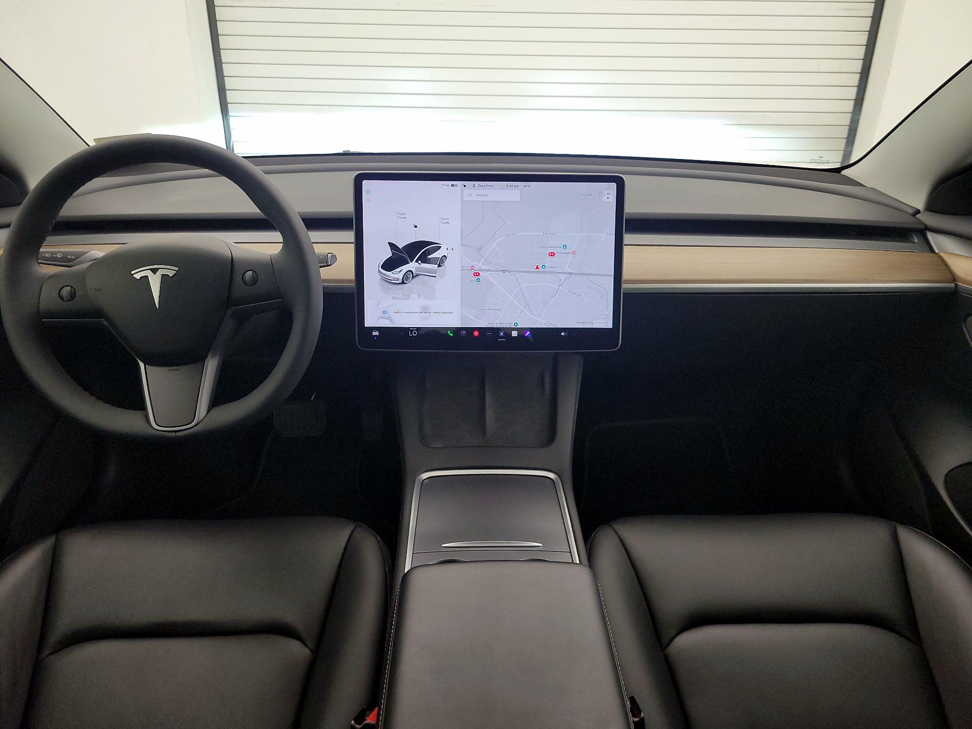 Thumbnail: 2022 Tesla Model 3 - 9