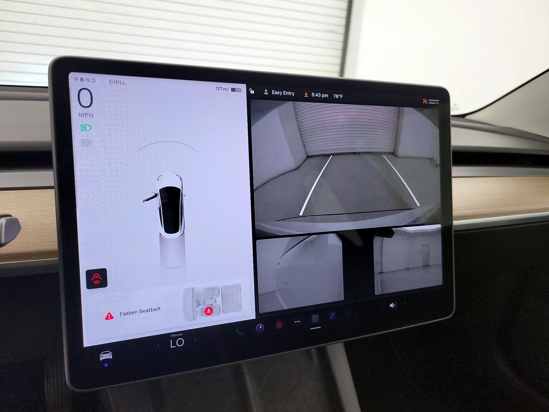 Thumbnail: 2022 Tesla Model 3 - 14