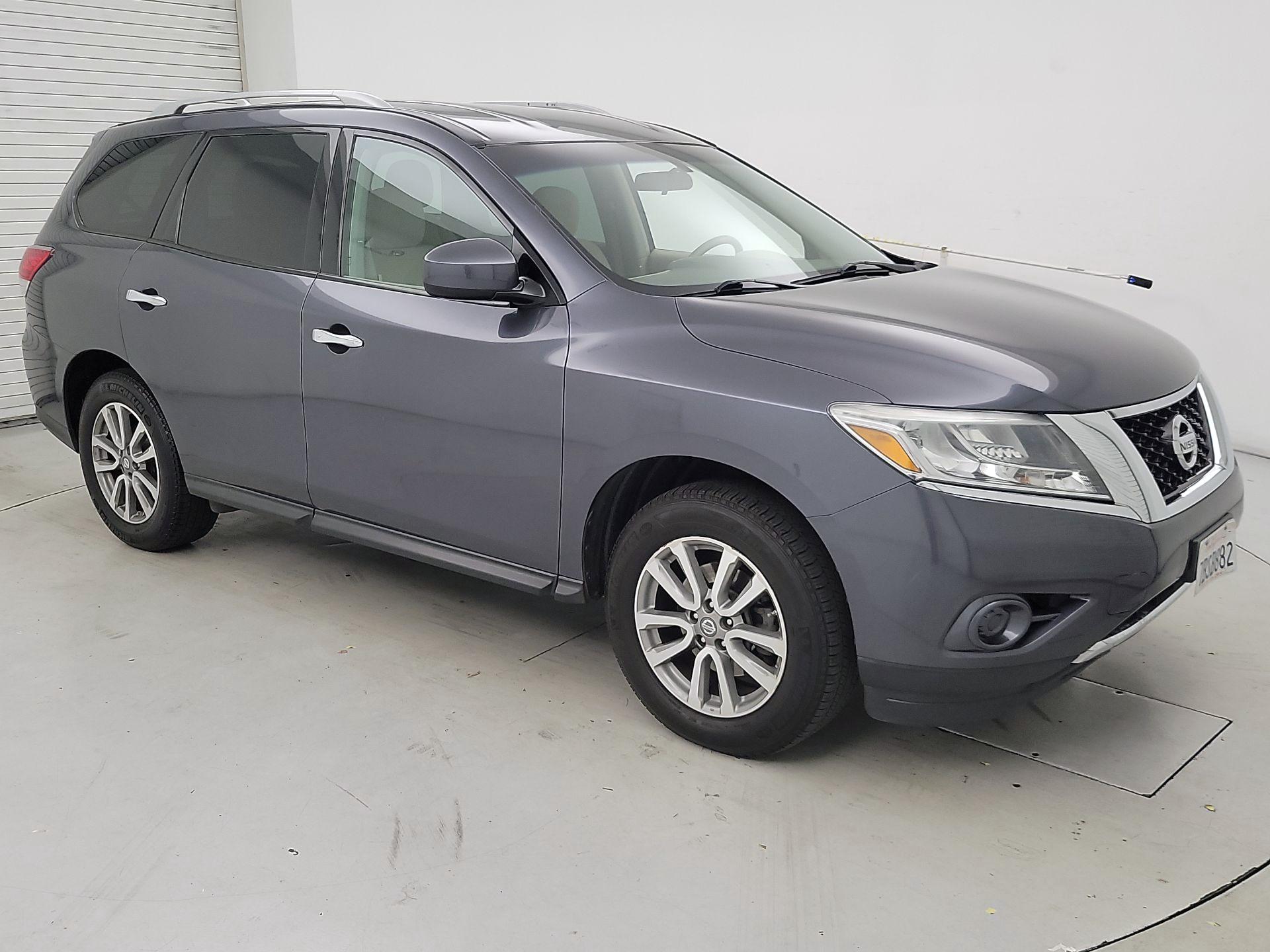 Thumbnail: 2014 Nissan Pathfinder - 1