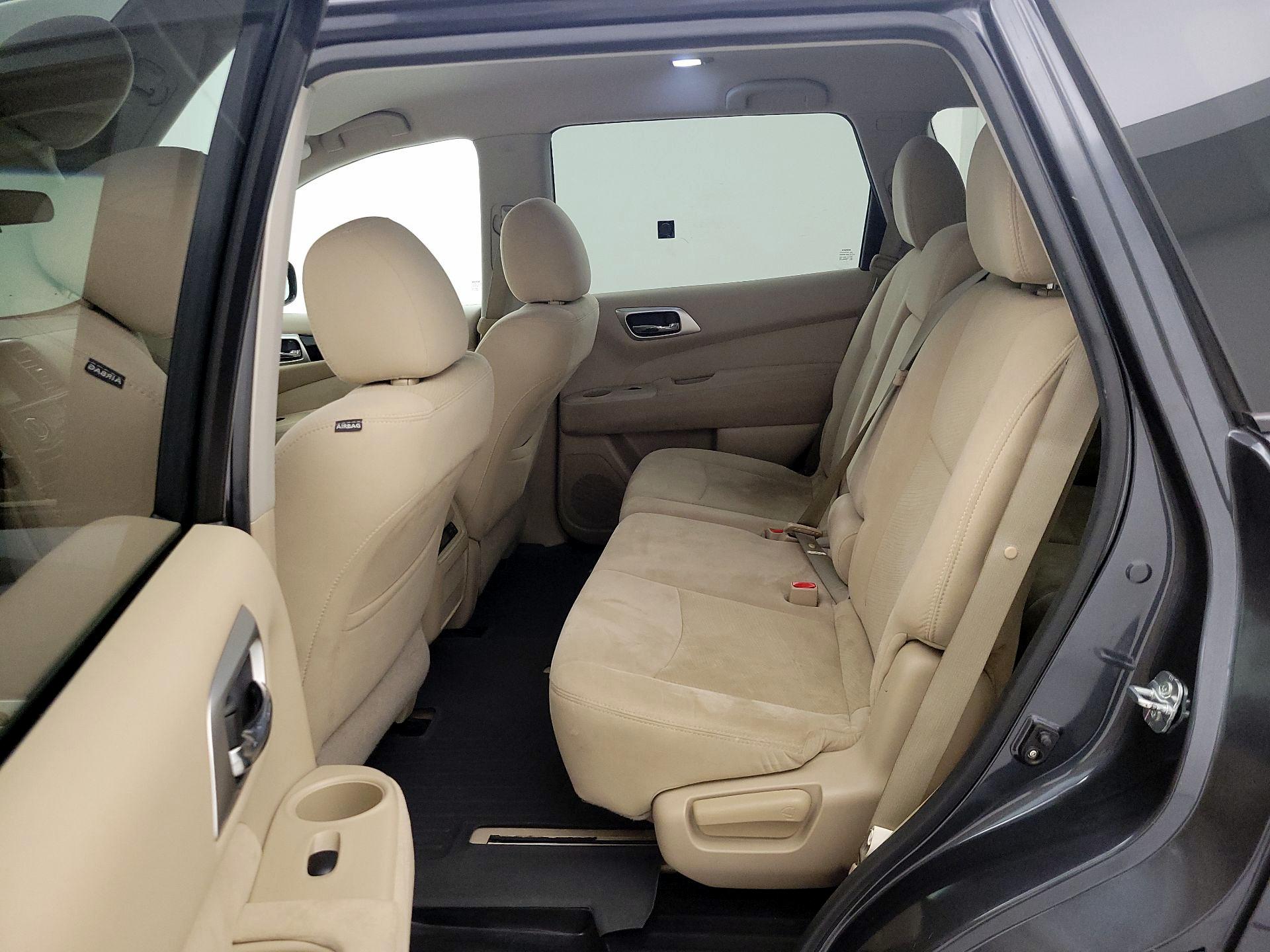 Thumbnail: 2014 Nissan Pathfinder - 15
