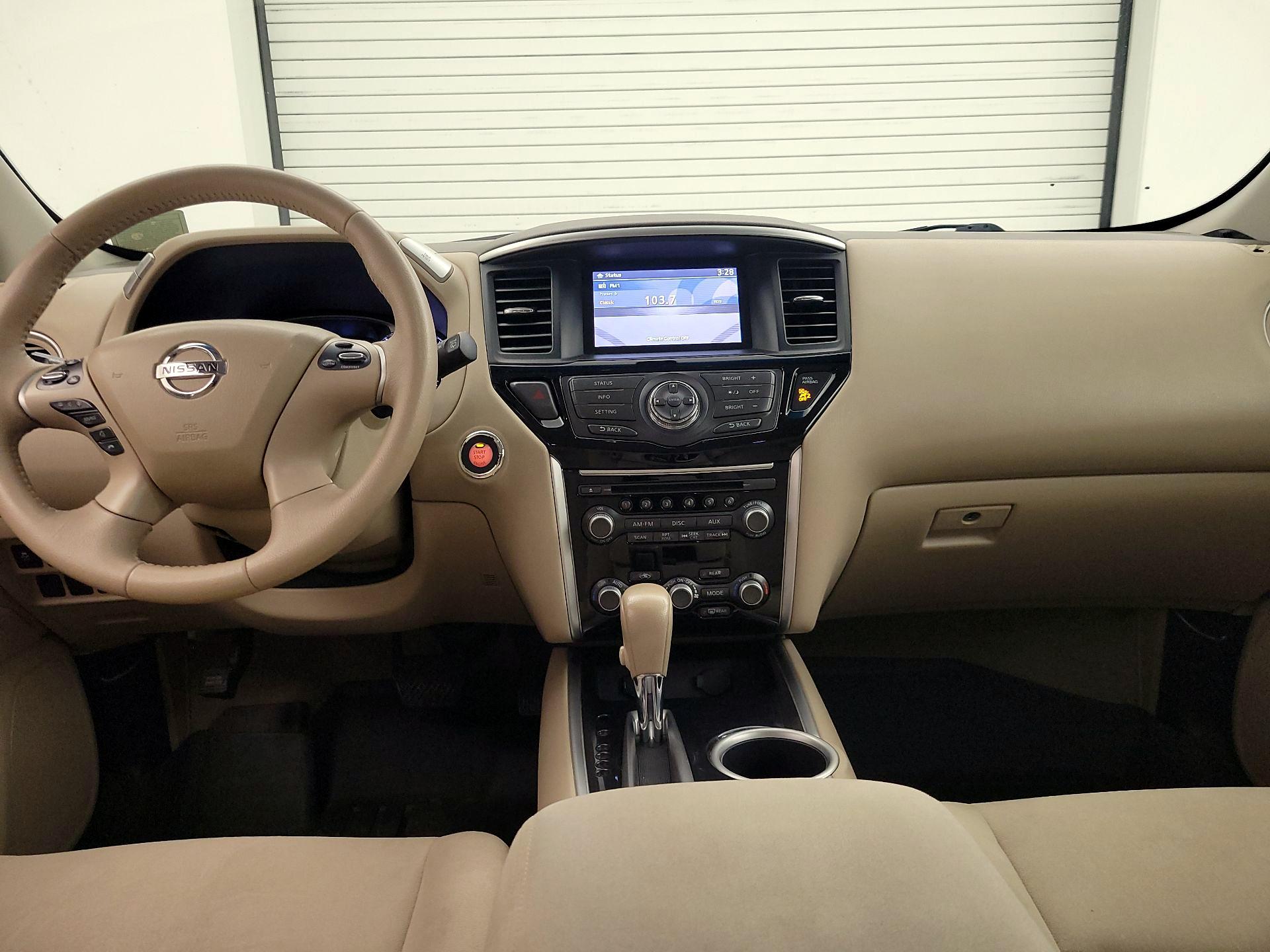 Thumbnail: 2014 Nissan Pathfinder - 8