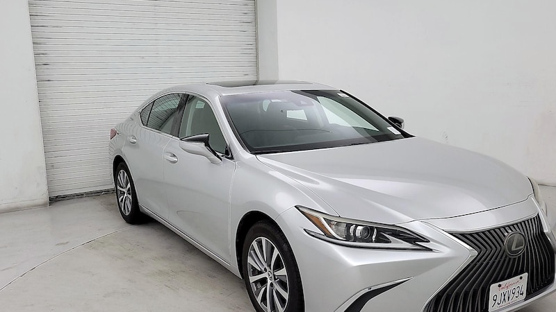 2019 Lexus ES 350 Hero Image
