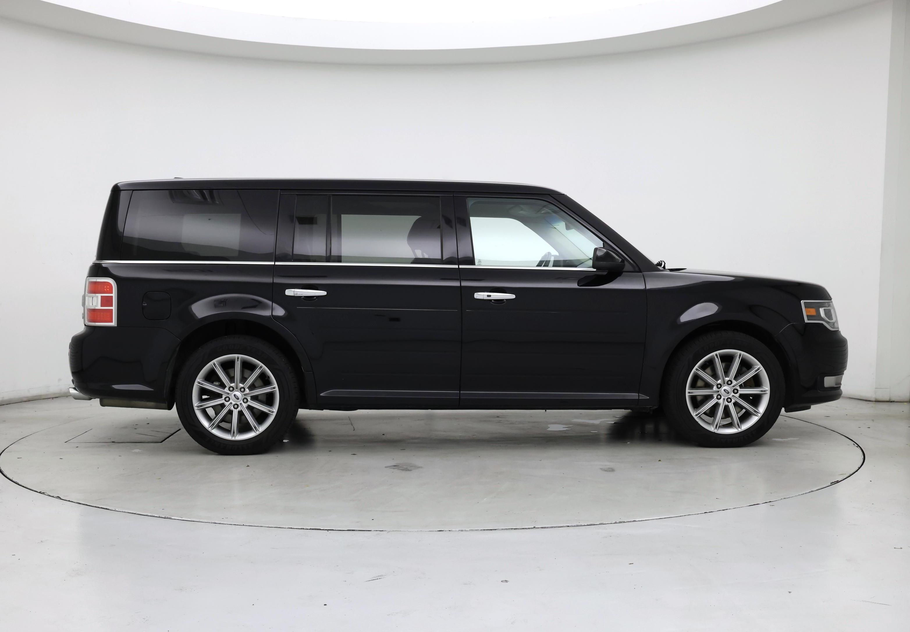 Thumbnail: 2017 Ford Flex - 7