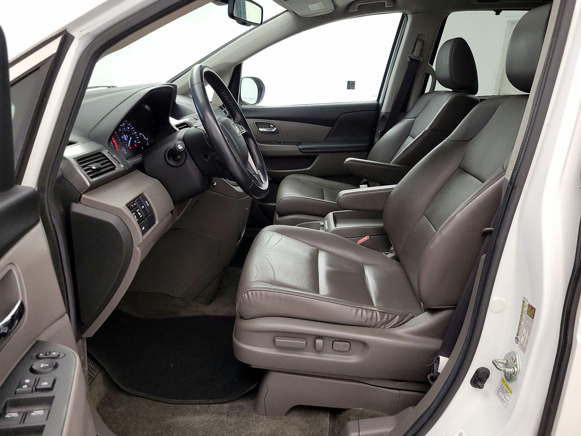 Thumbnail: 2014 Honda Odyssey - 11