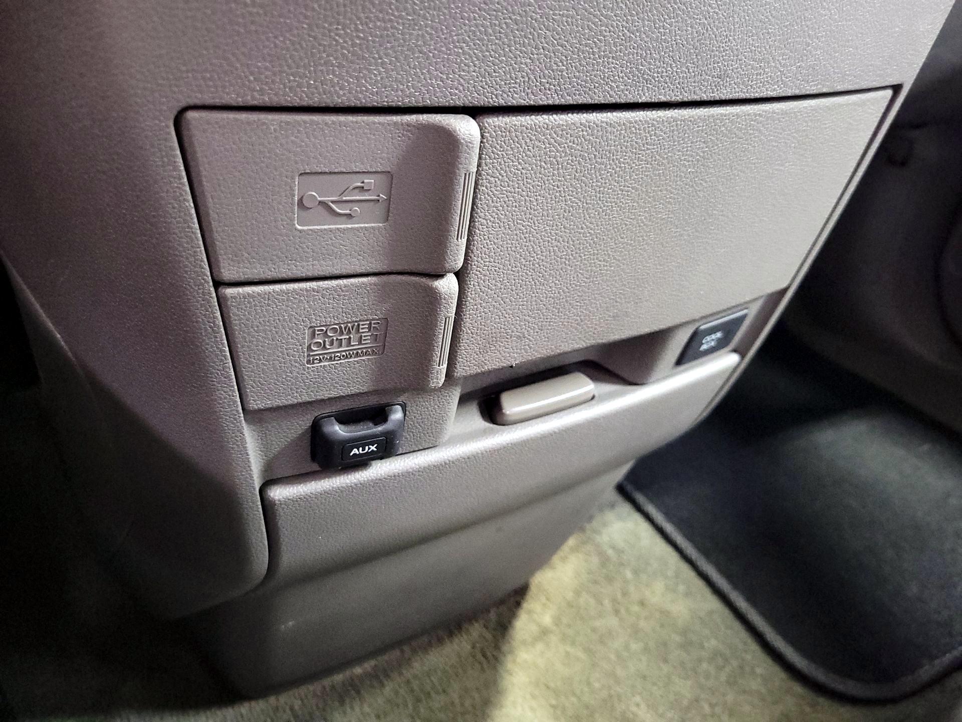Thumbnail: 2014 Honda Odyssey - 19