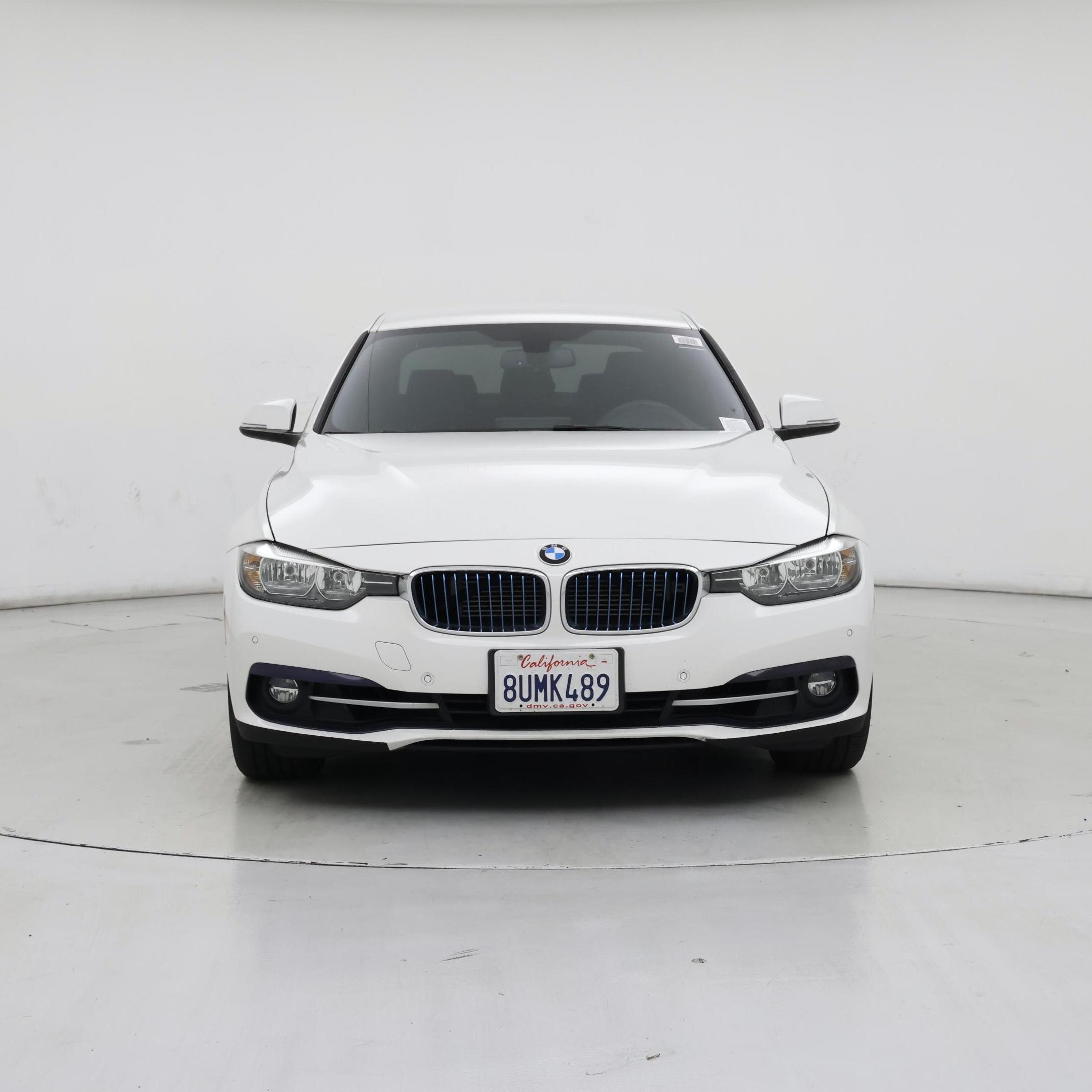 Thumbnail: 2017 BMW 3 Series - 5