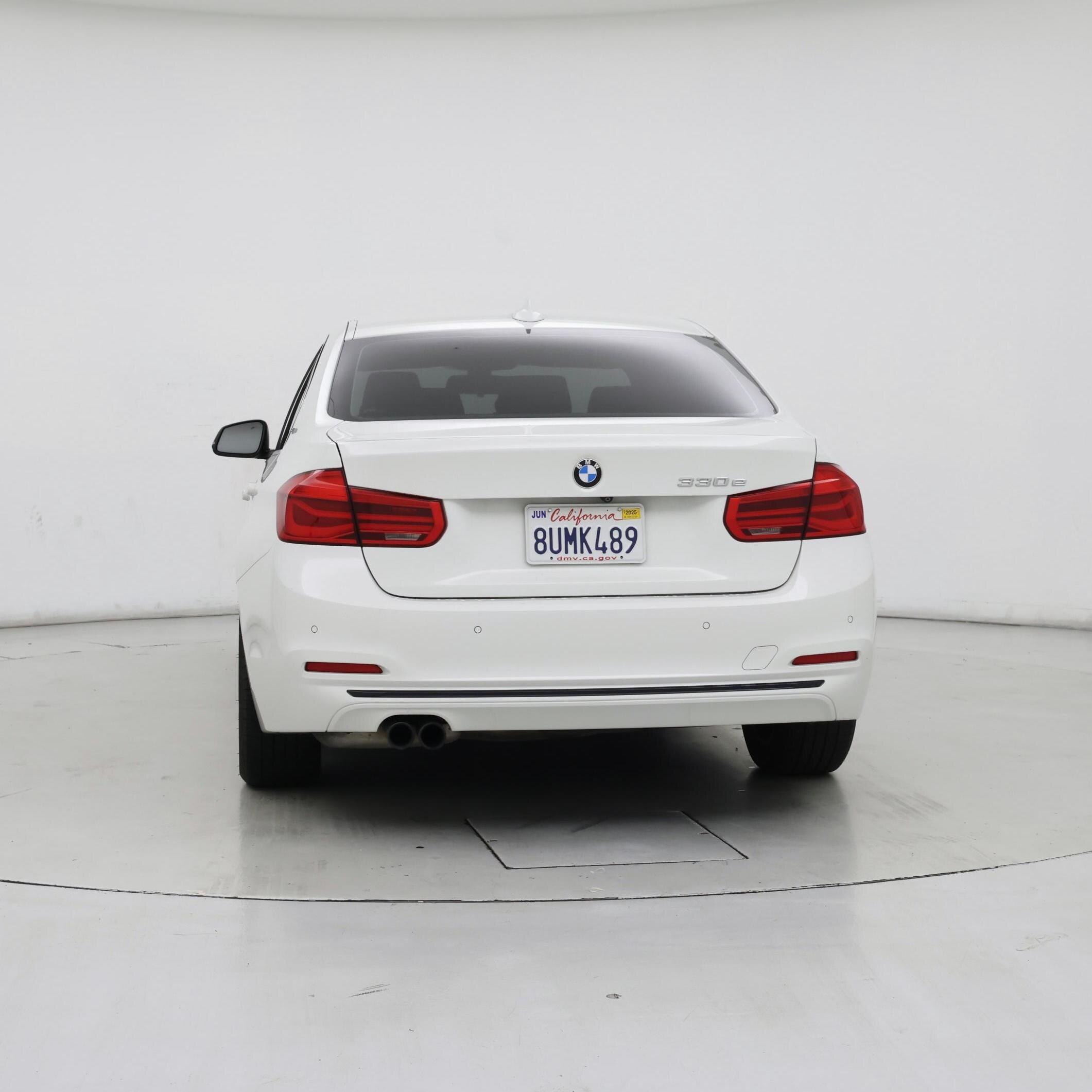 Thumbnail: 2017 BMW 3 Series - 6
