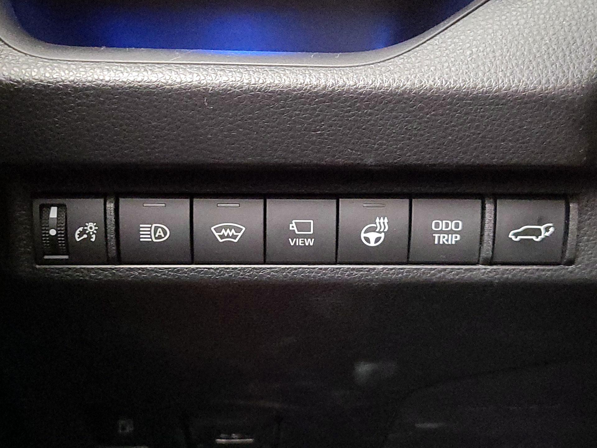 Thumbnail: 2024 Toyota RAV4 - 13
