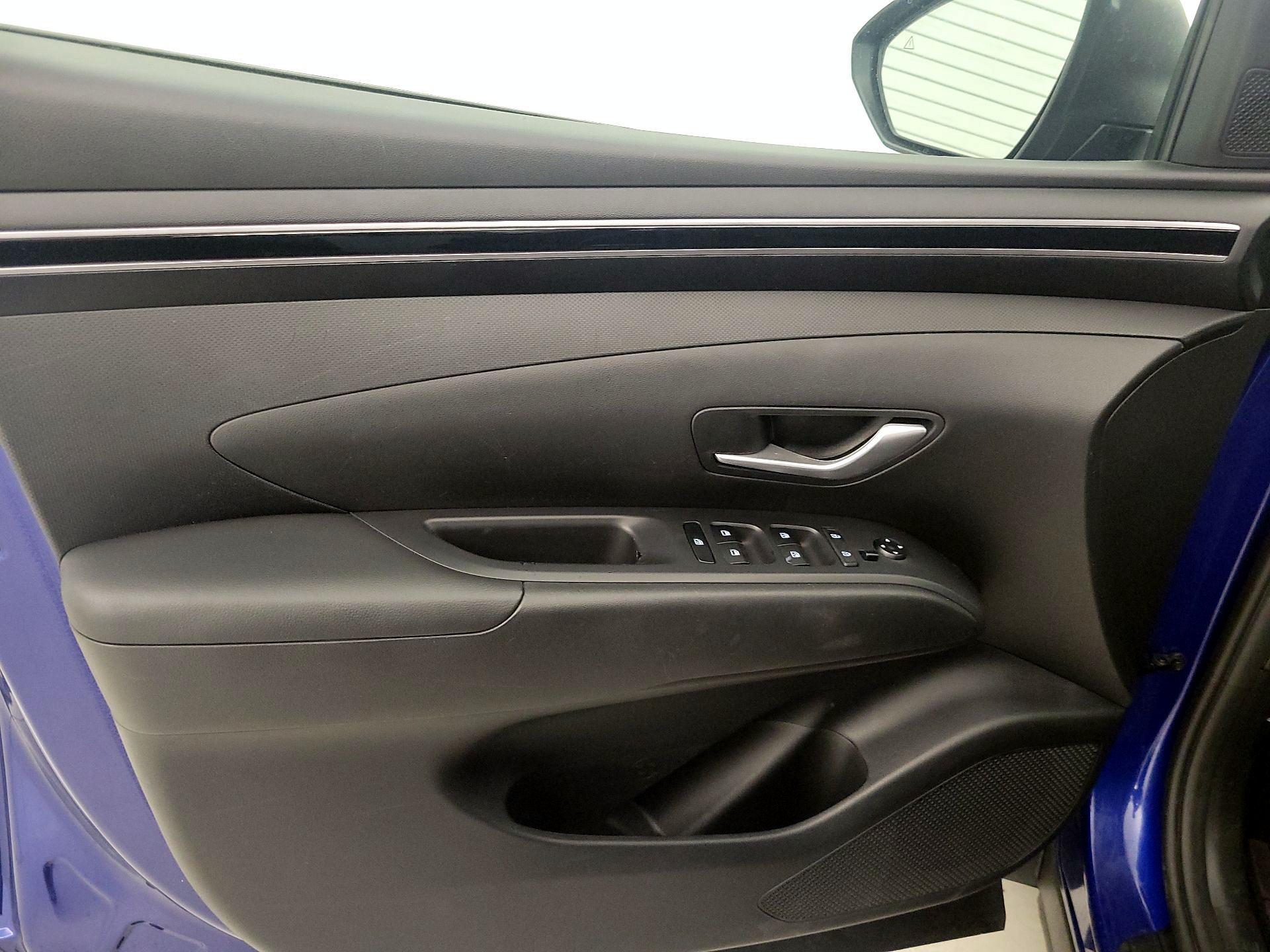 Thumbnail: 2022 Hyundai Tucson - 12