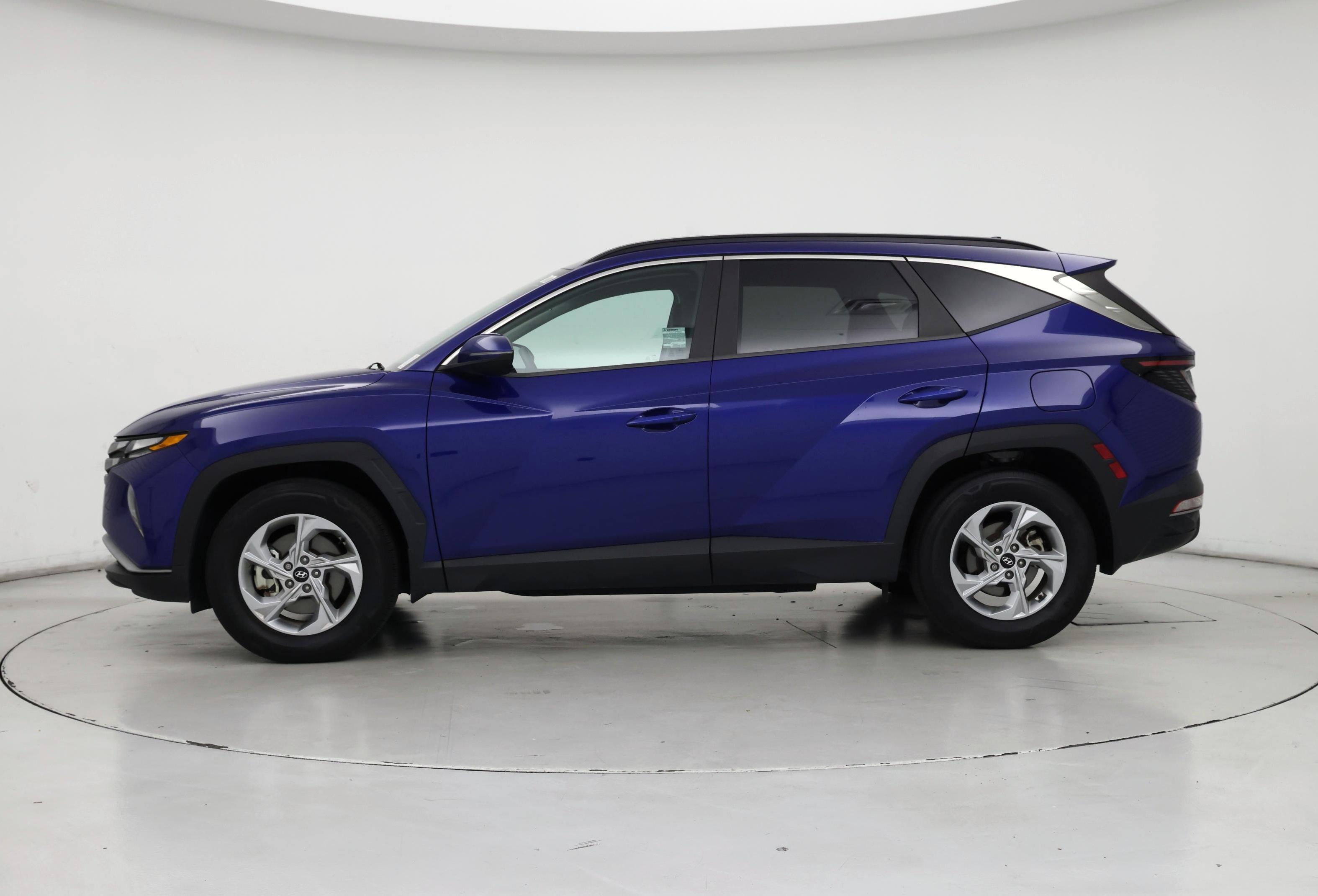 Thumbnail: 2022 Hyundai Tucson - 3