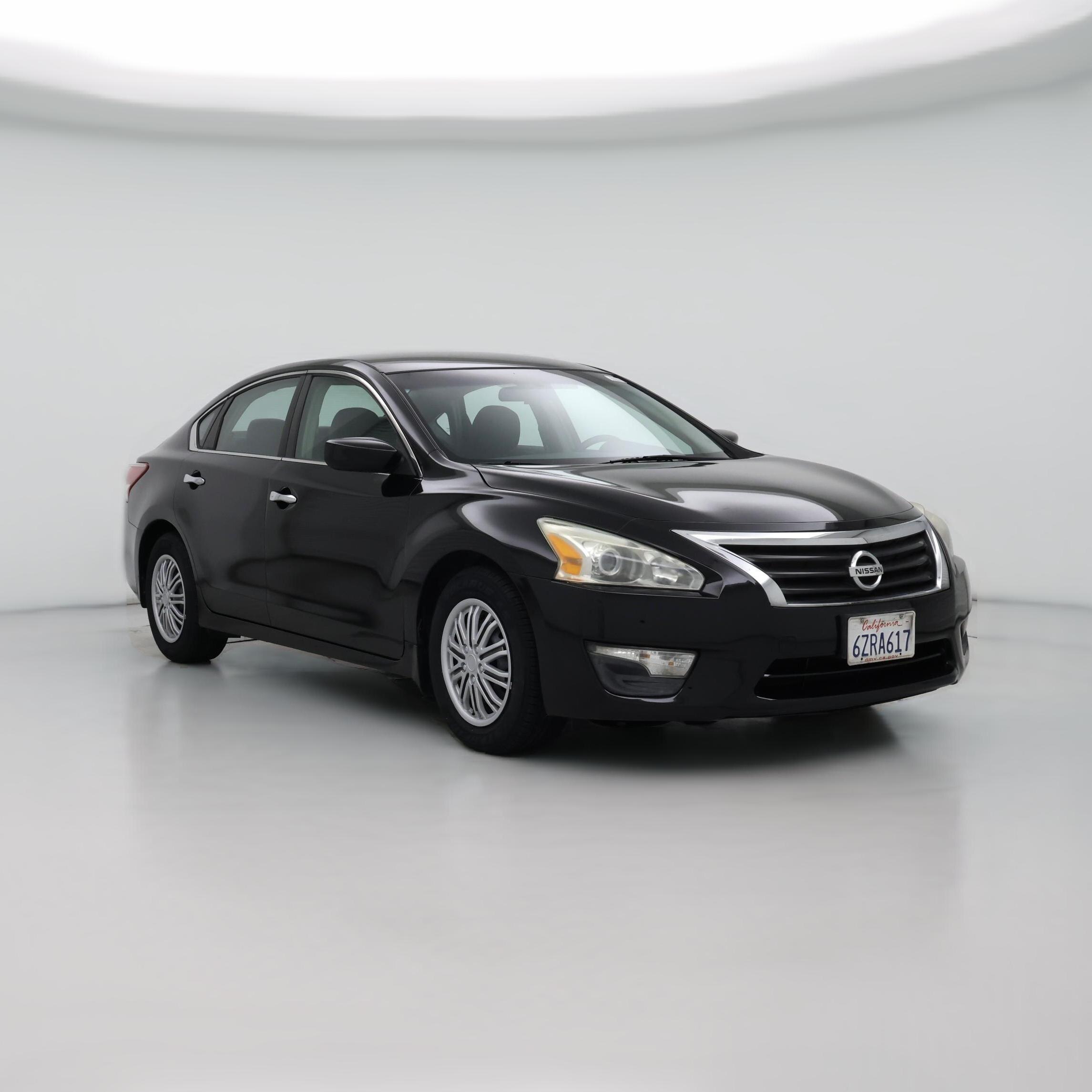 Thumbnail: 2013 Nissan Altima - 1