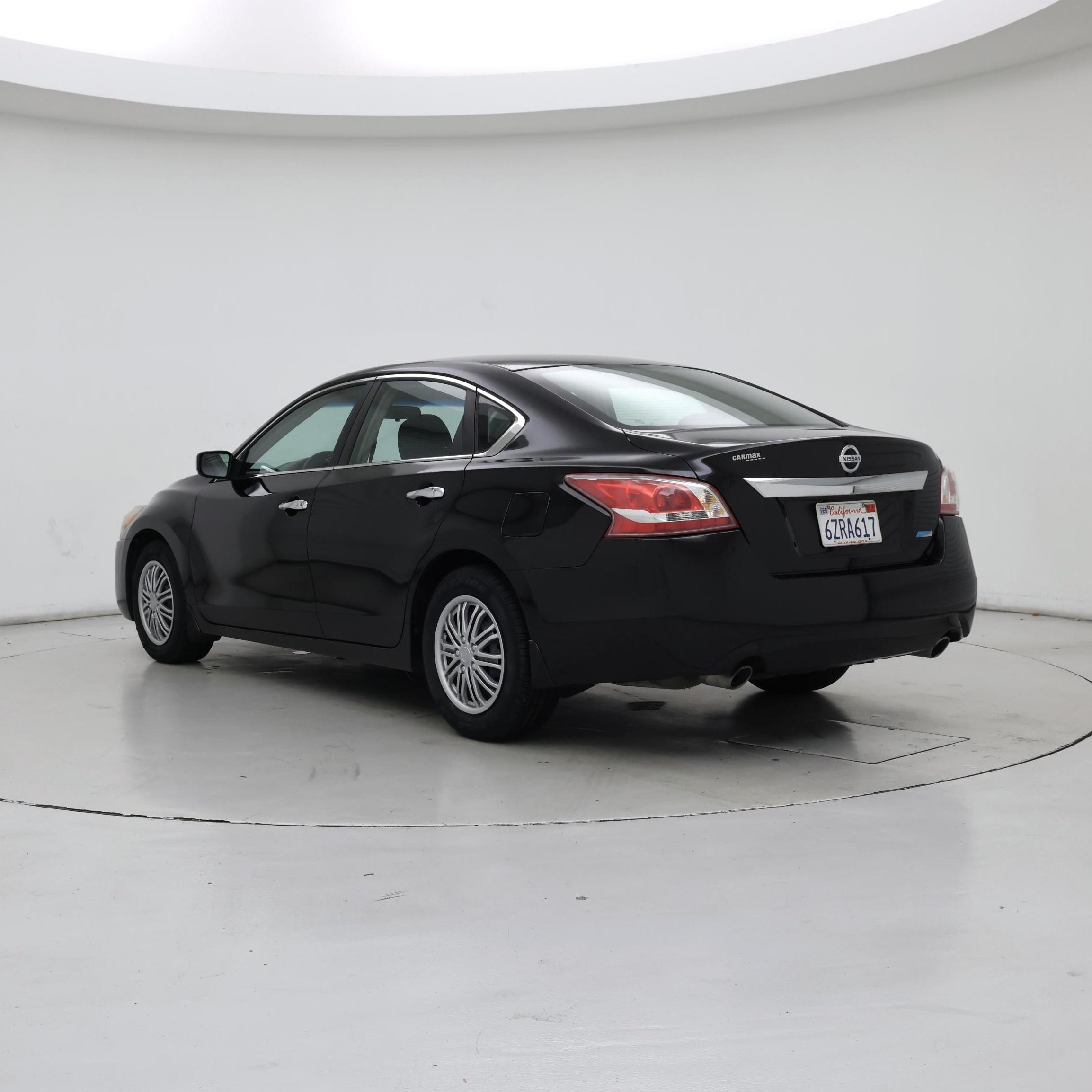 Thumbnail: 2013 Nissan Altima - 2