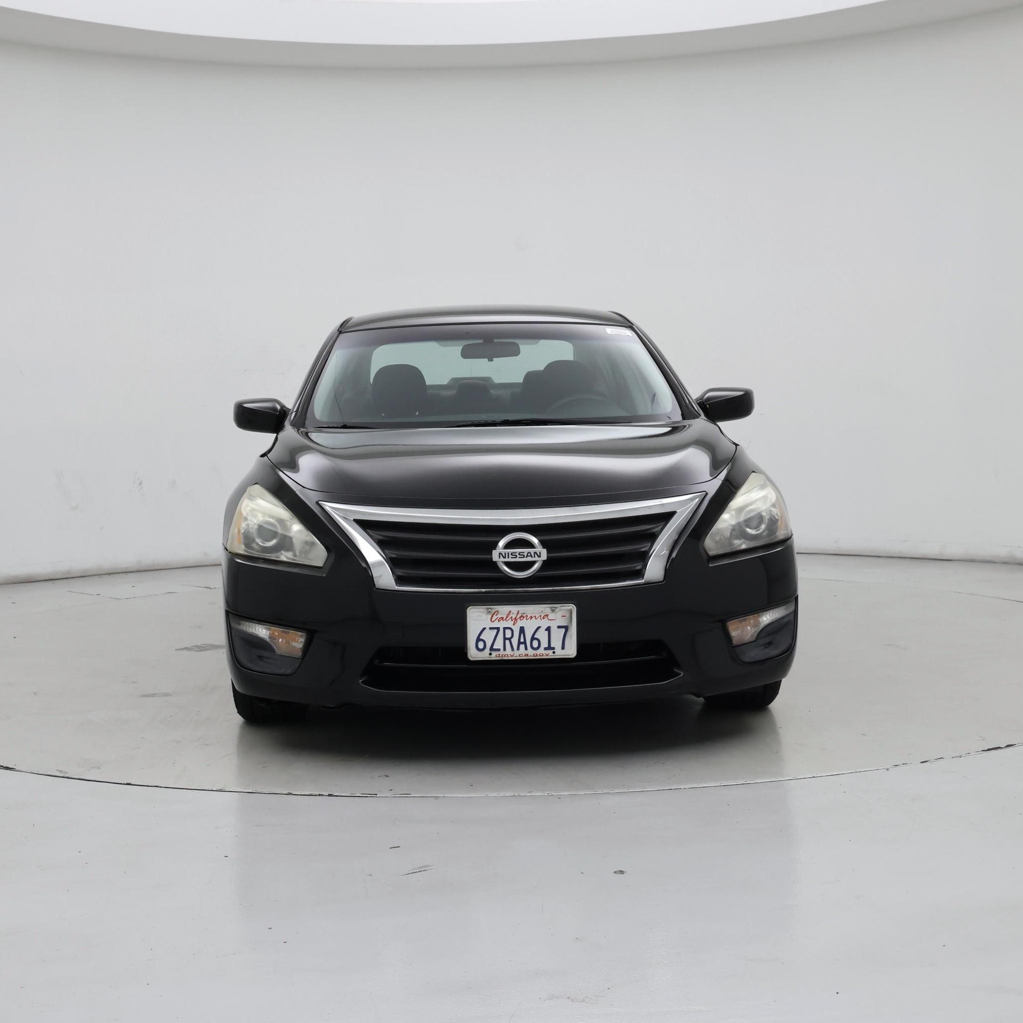 Thumbnail: 2013 Nissan Altima - 5