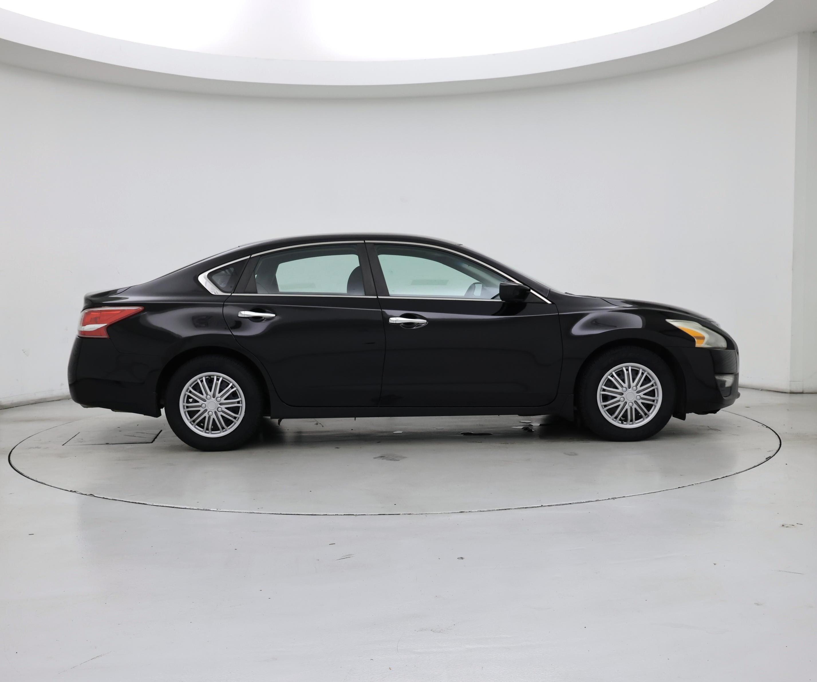 Thumbnail: 2013 Nissan Altima - 7