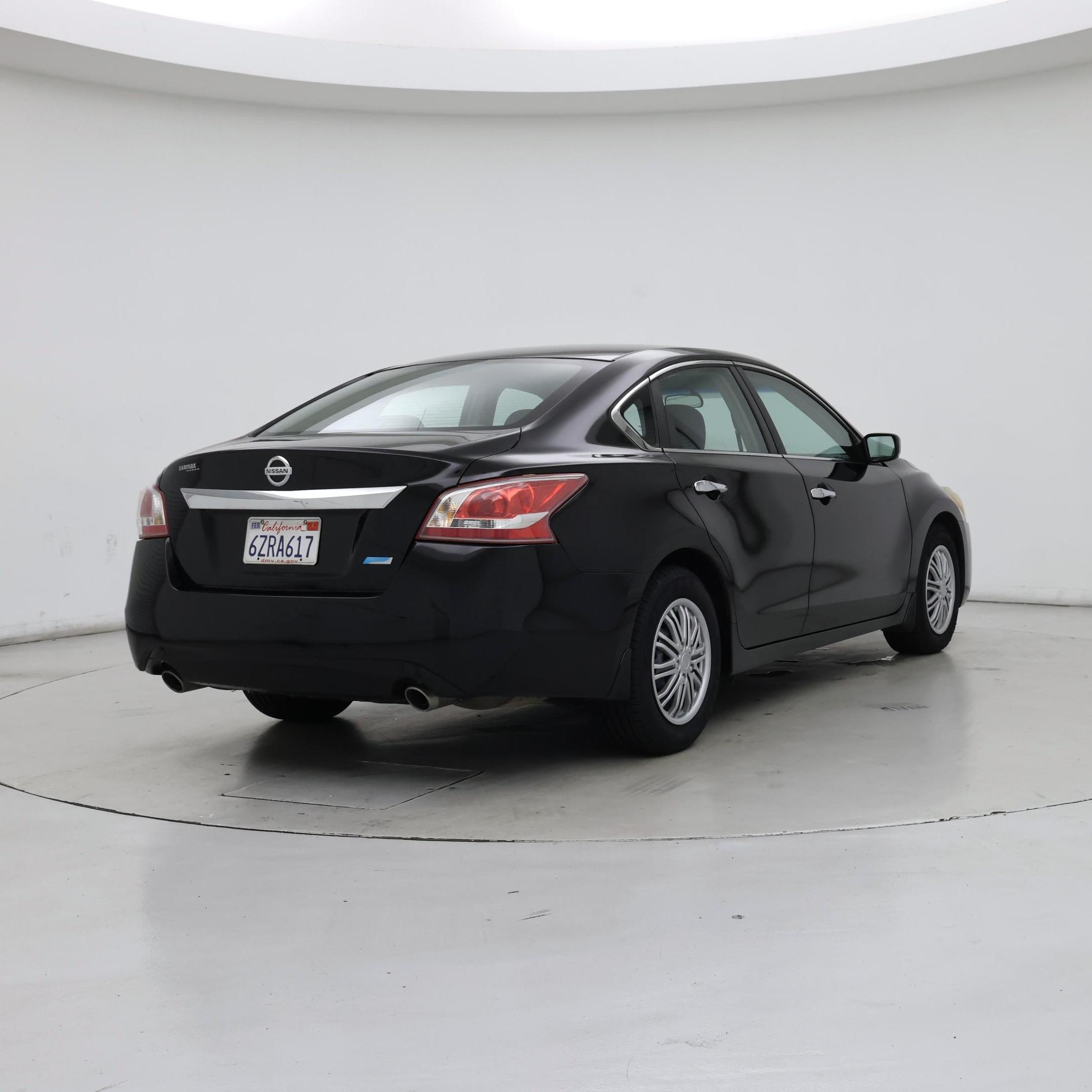 Thumbnail: 2013 Nissan Altima - 8